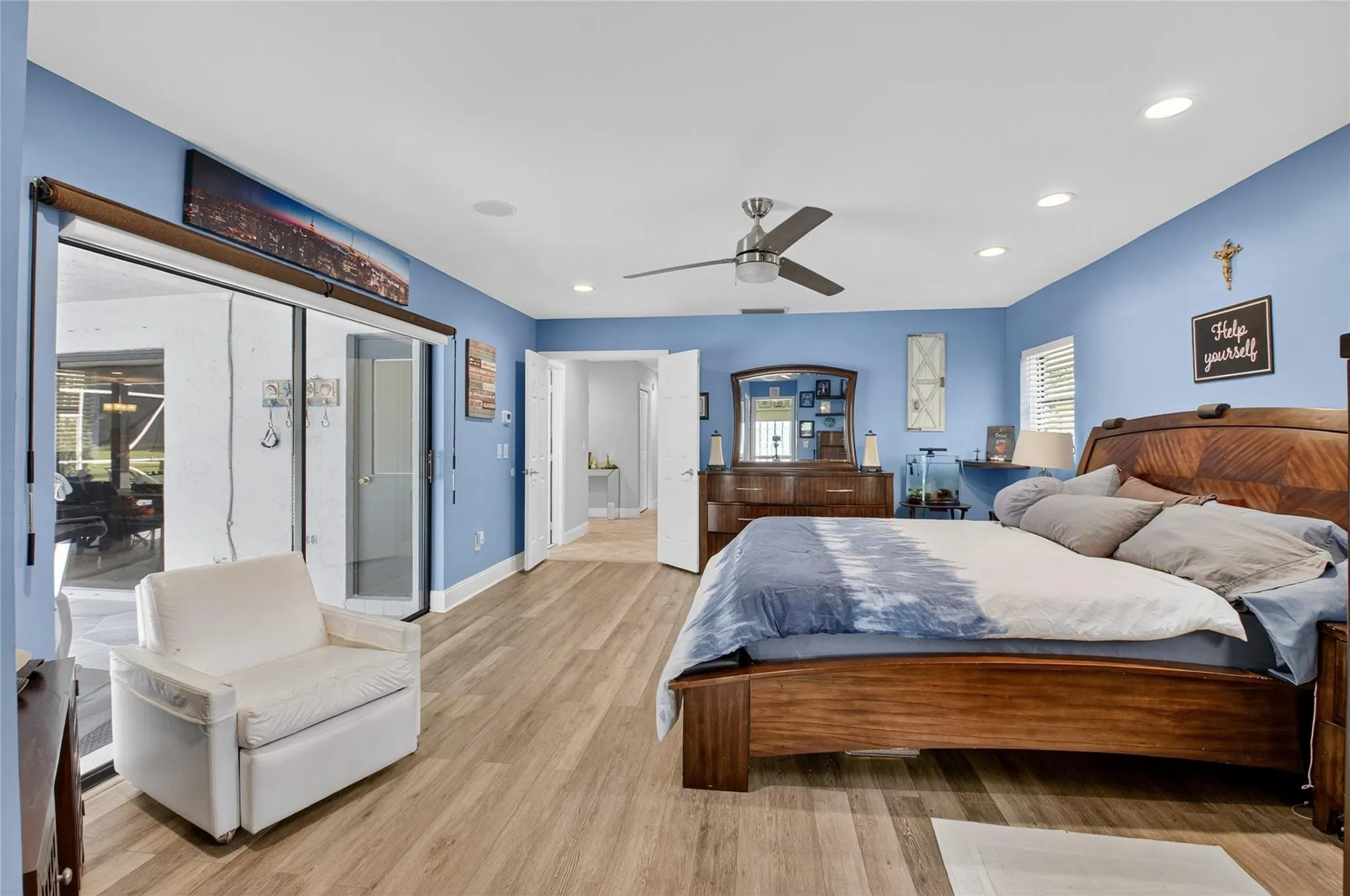 10182 Boca Woods Ln
