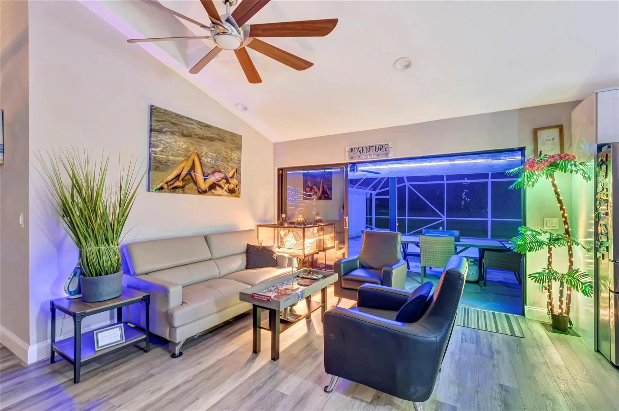 10182 Boca Woods Ln