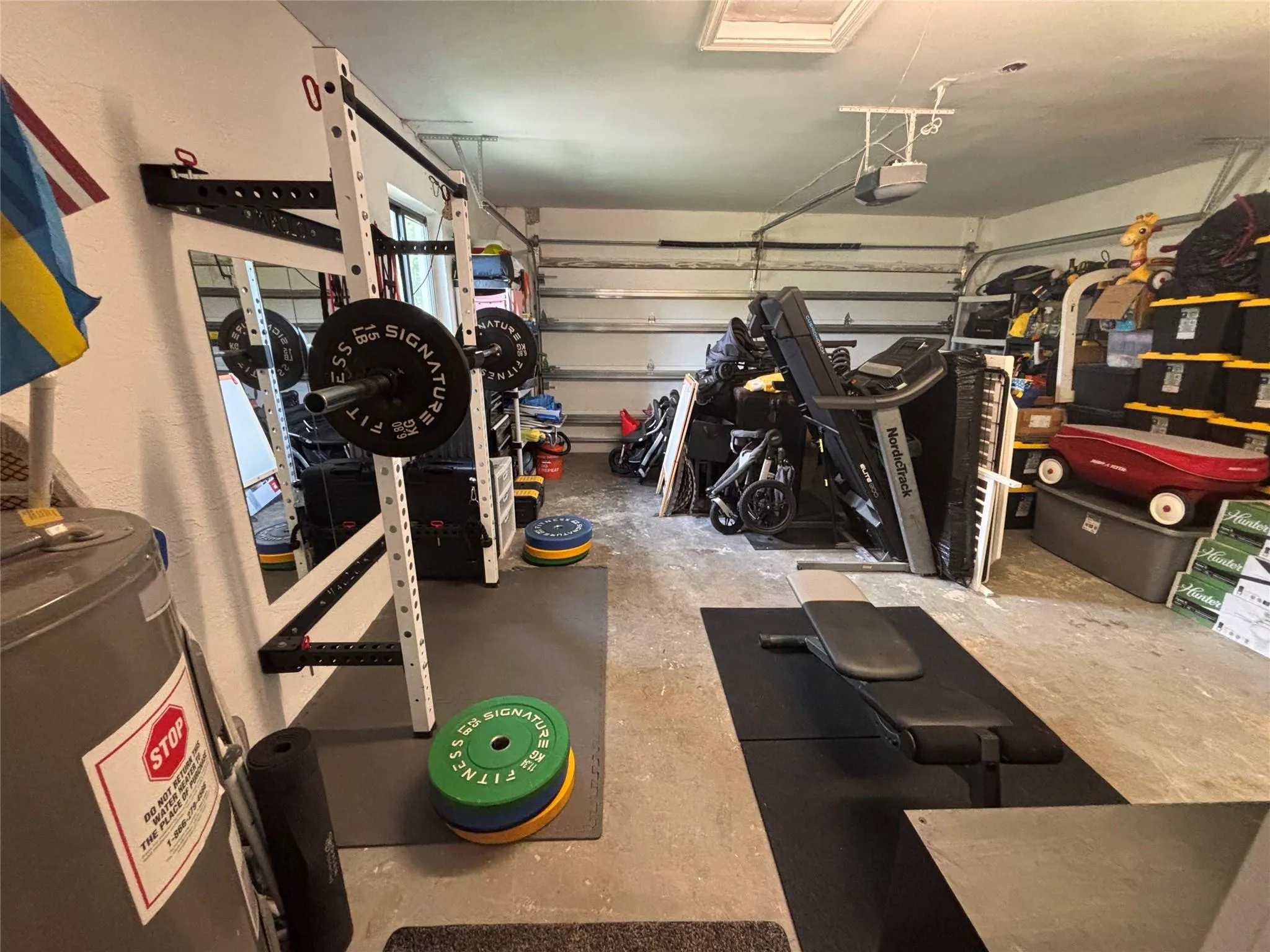 11601 NW 39th St