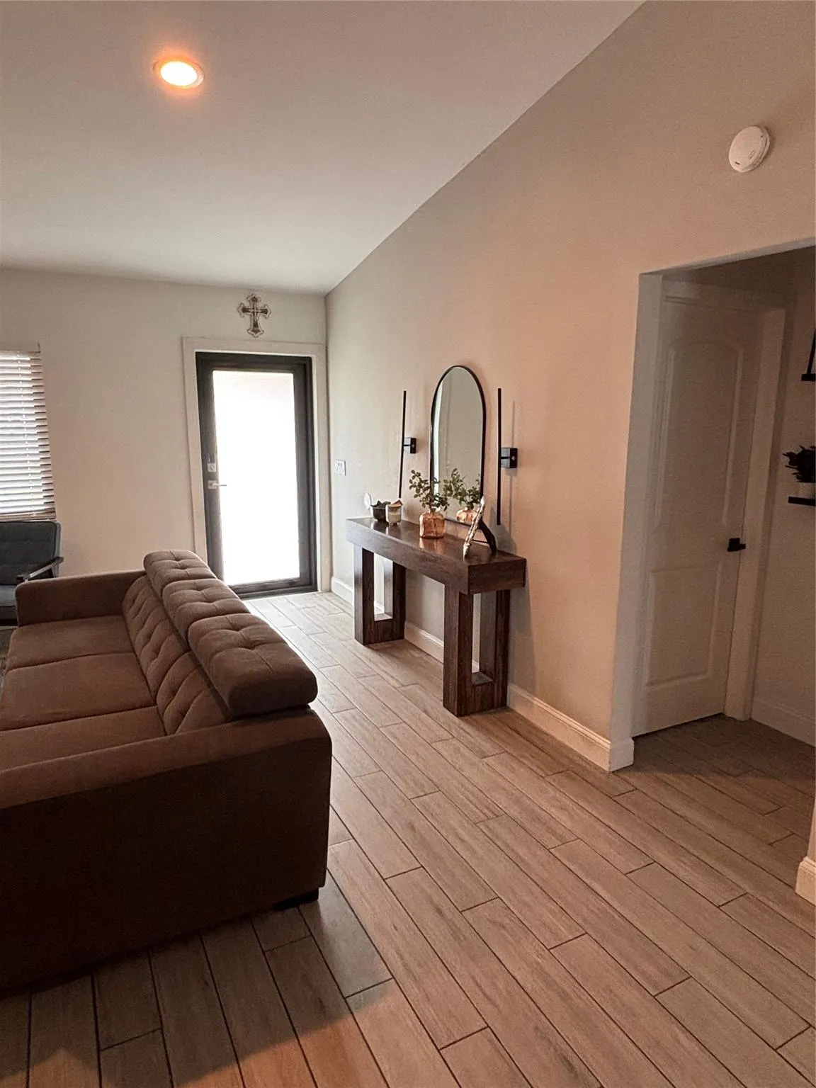11601 NW 39th St