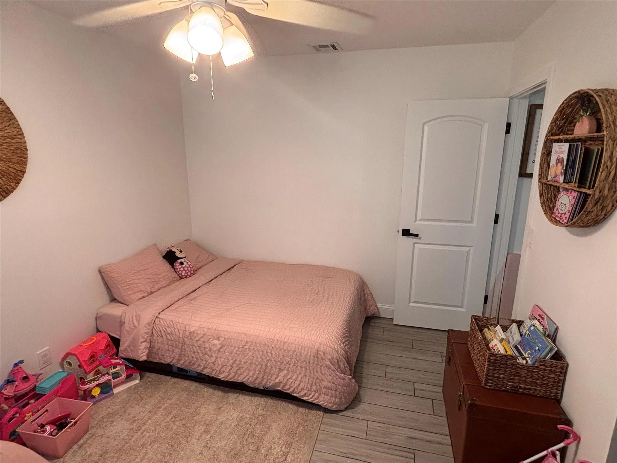 11601 NW 39th St