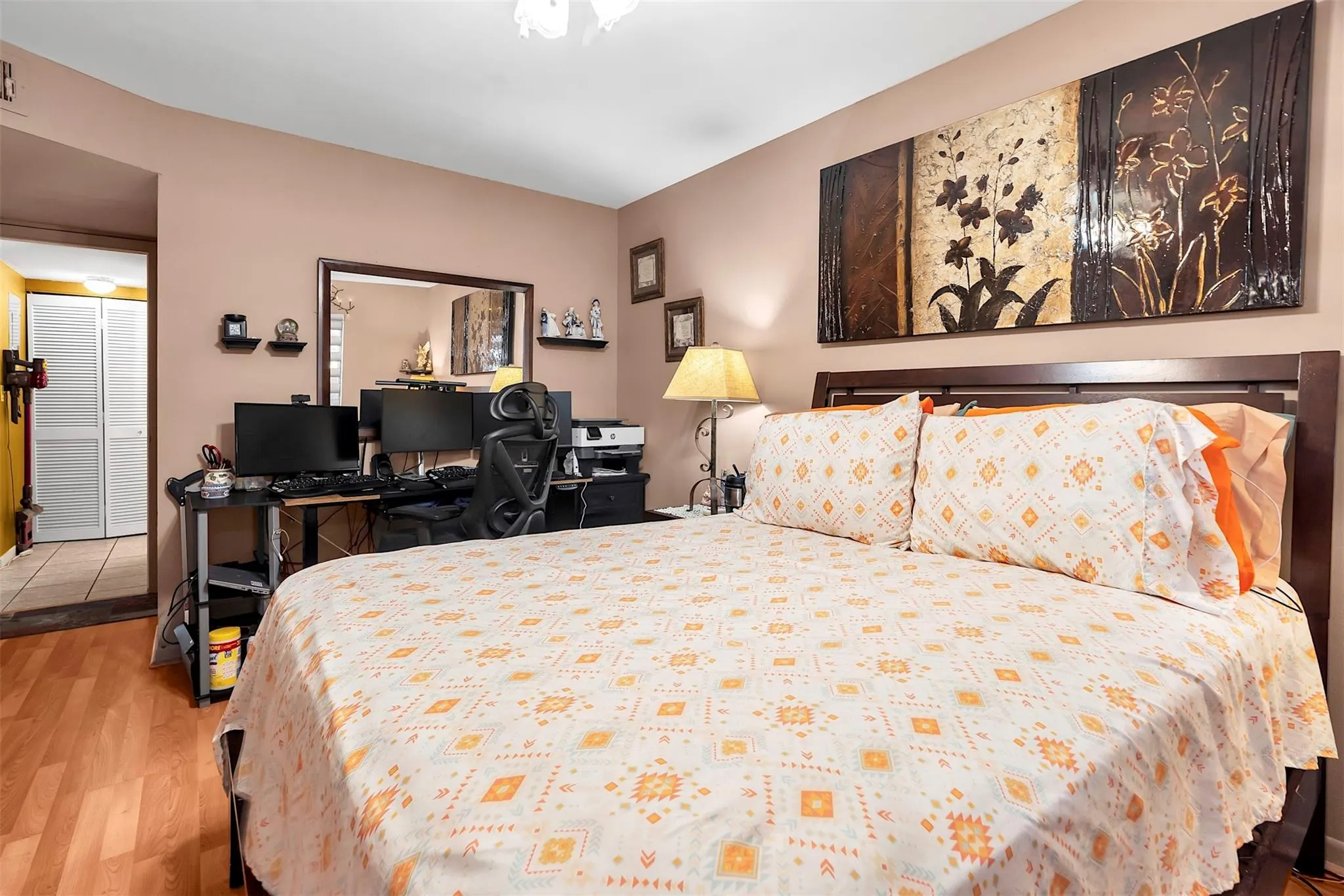 11054 NW 38th St