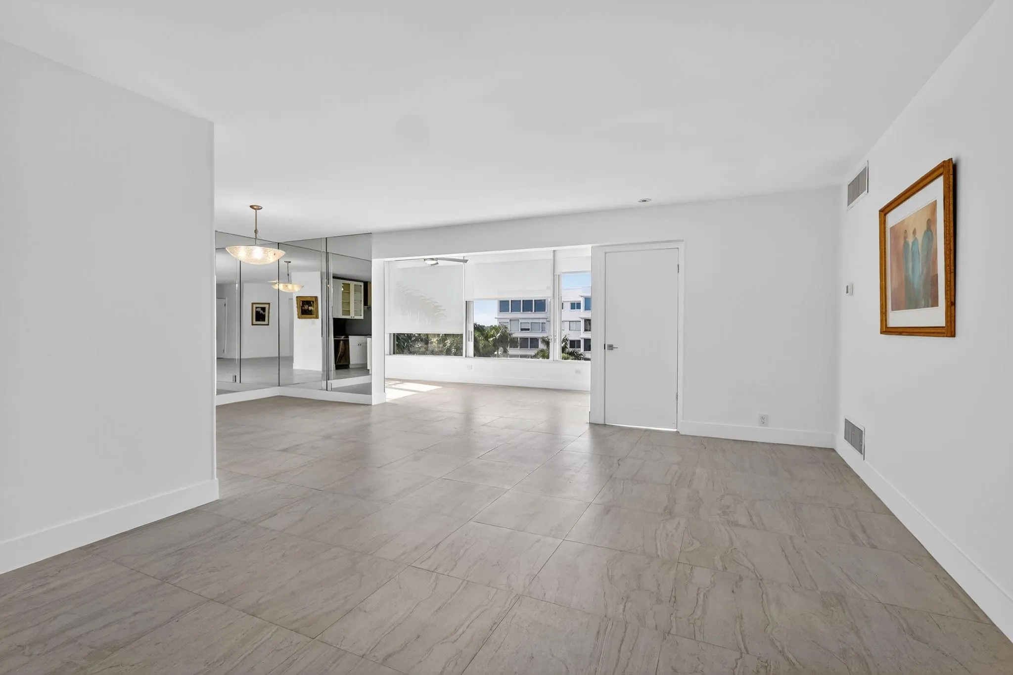 44 Cocoanut Row, #507A