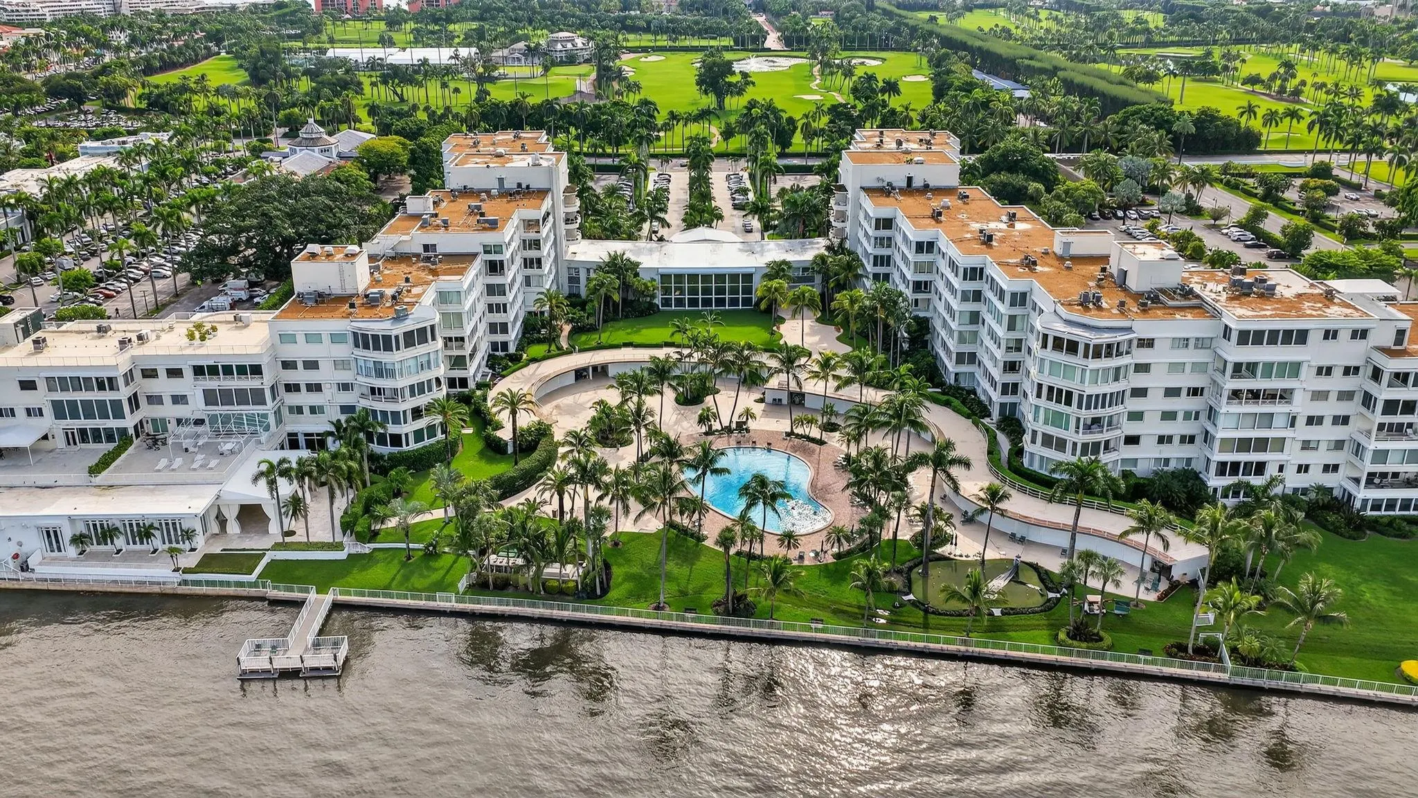 44 Cocoanut Row, #507A