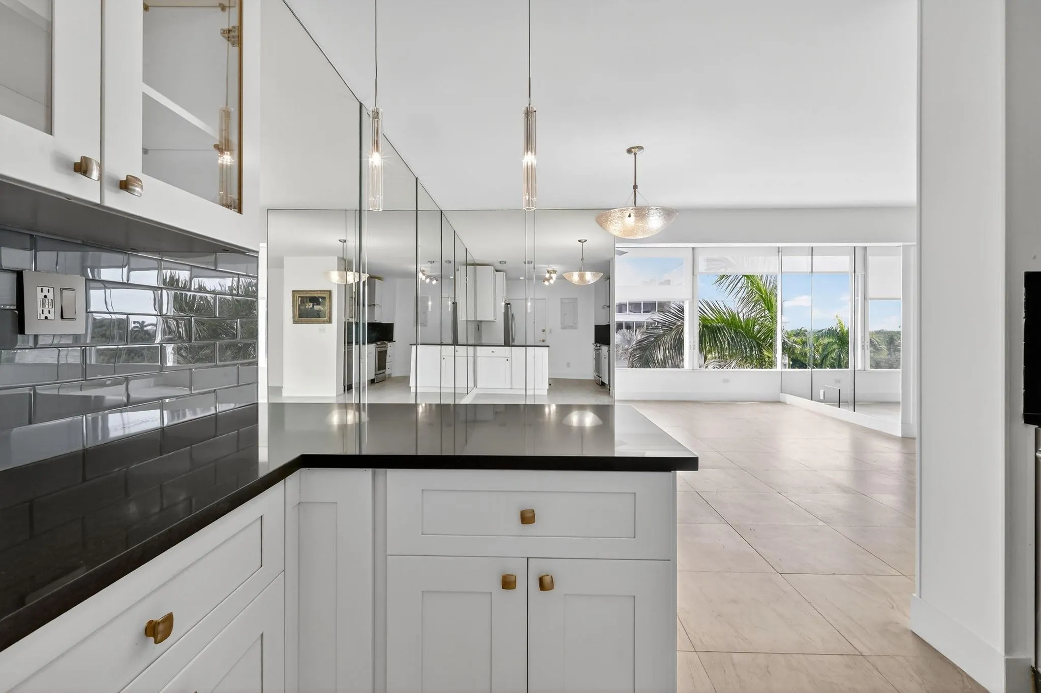 44 Cocoanut Row, #507A