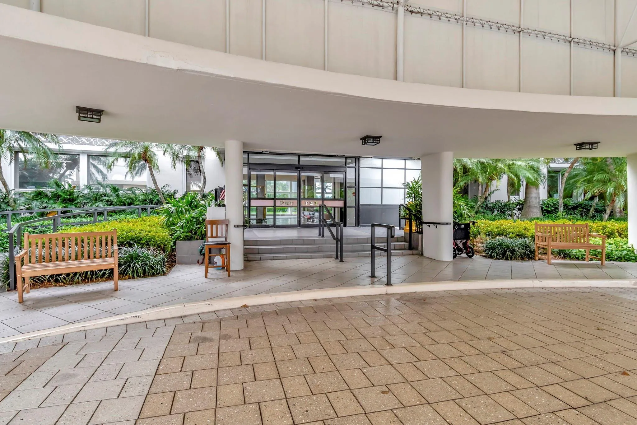 44 Cocoanut Row, #507A