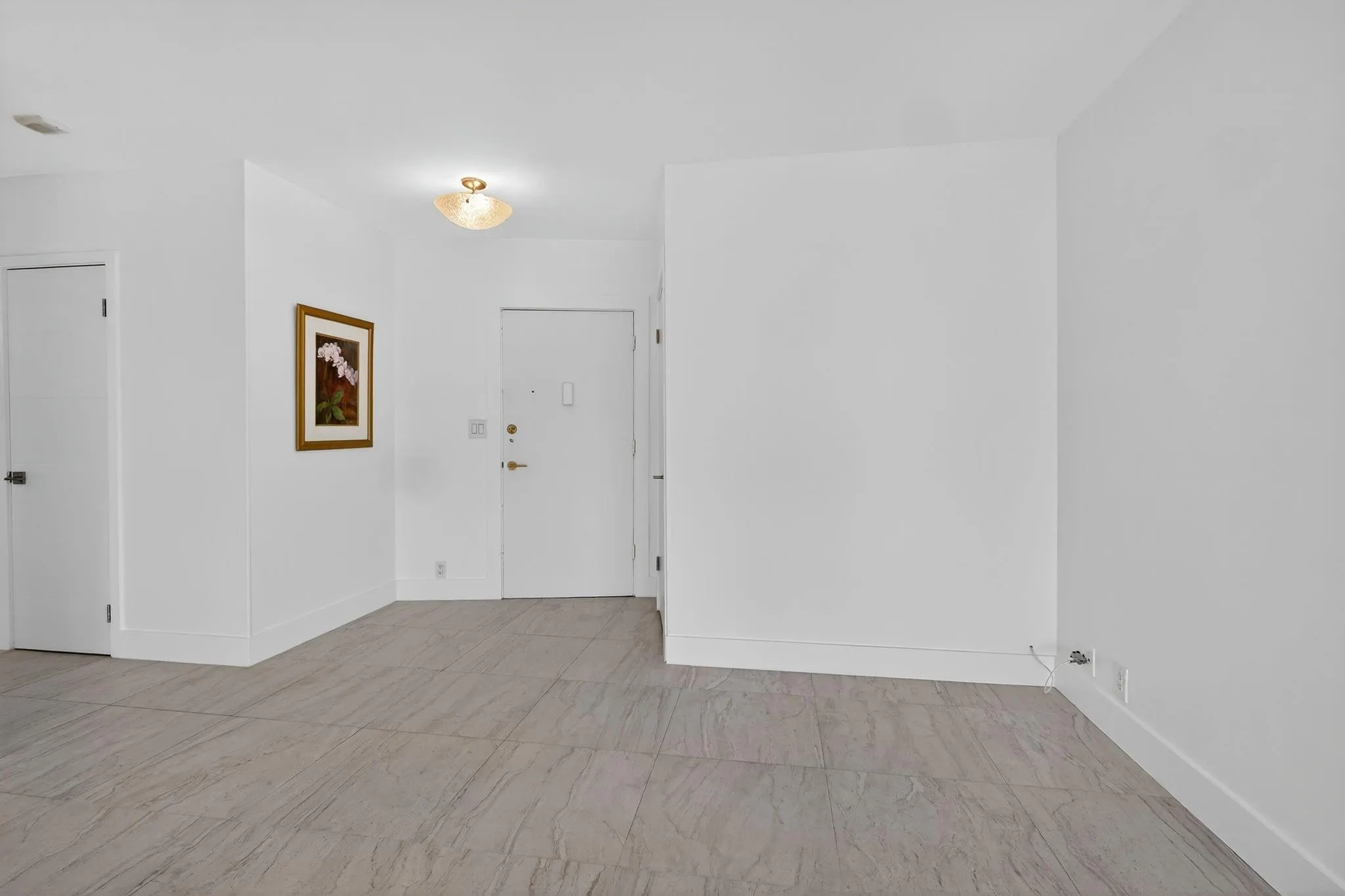 44 Cocoanut Row, #507A