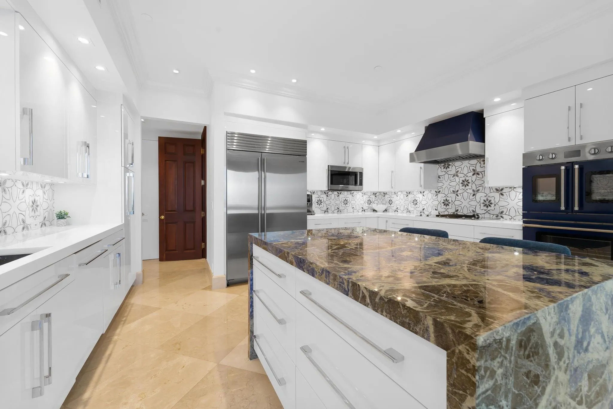 3200 N Ocean Blvd, #PH2708