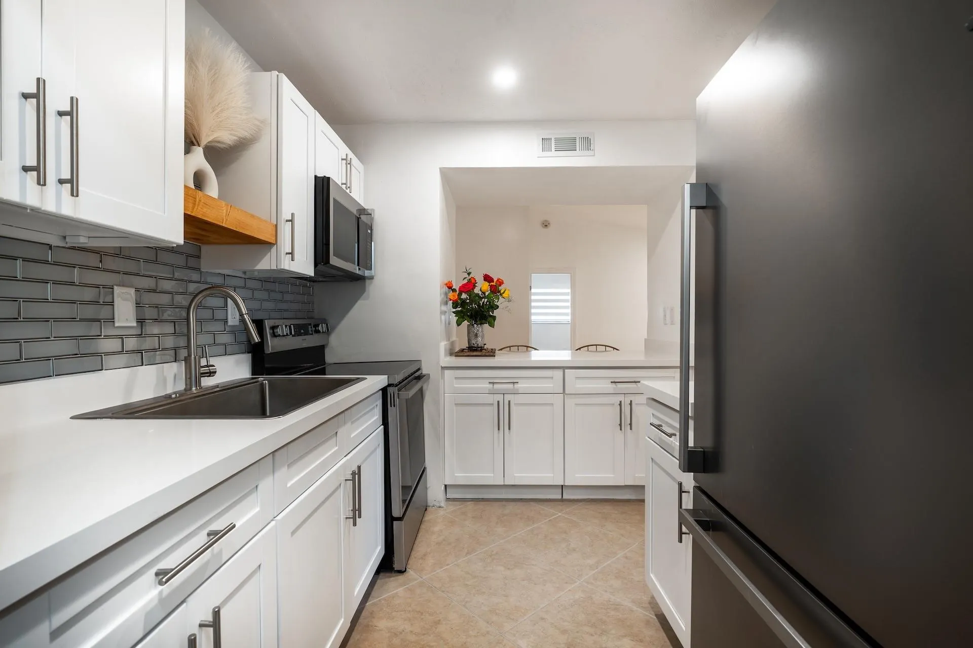 927 NE 199 Street, #202