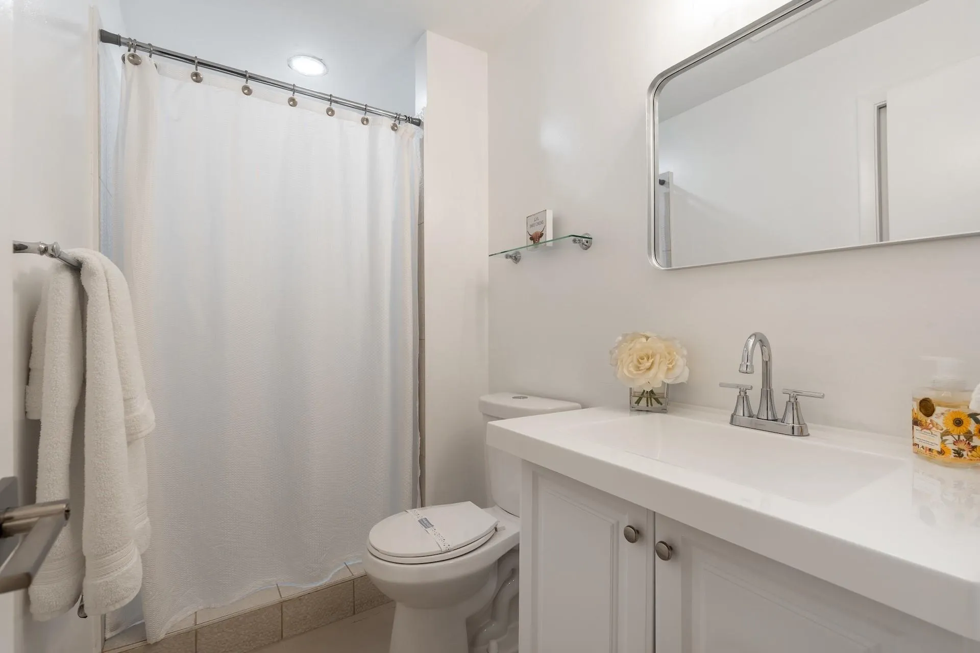 927 NE 199 Street, #202