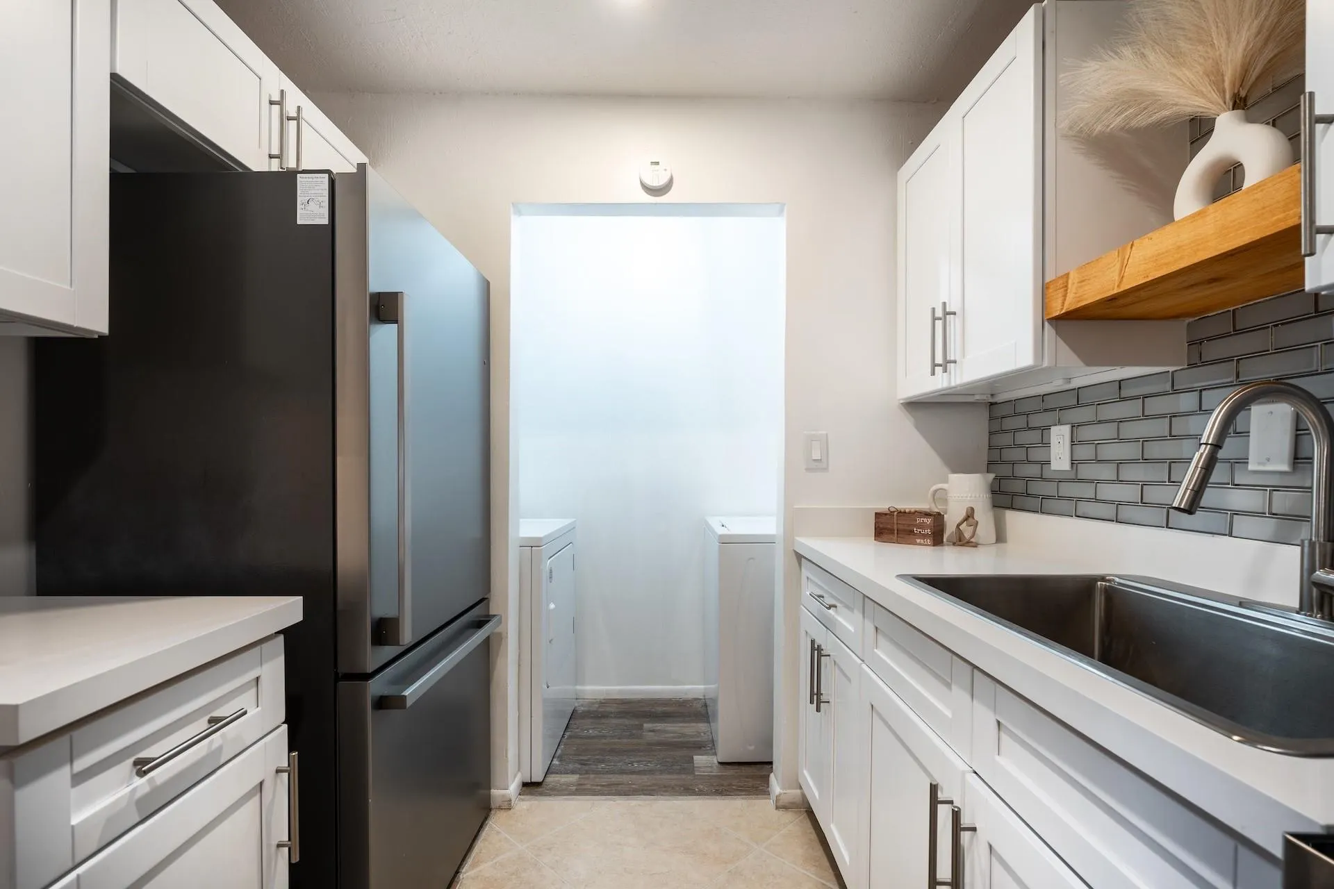 927 NE 199 Street, #202