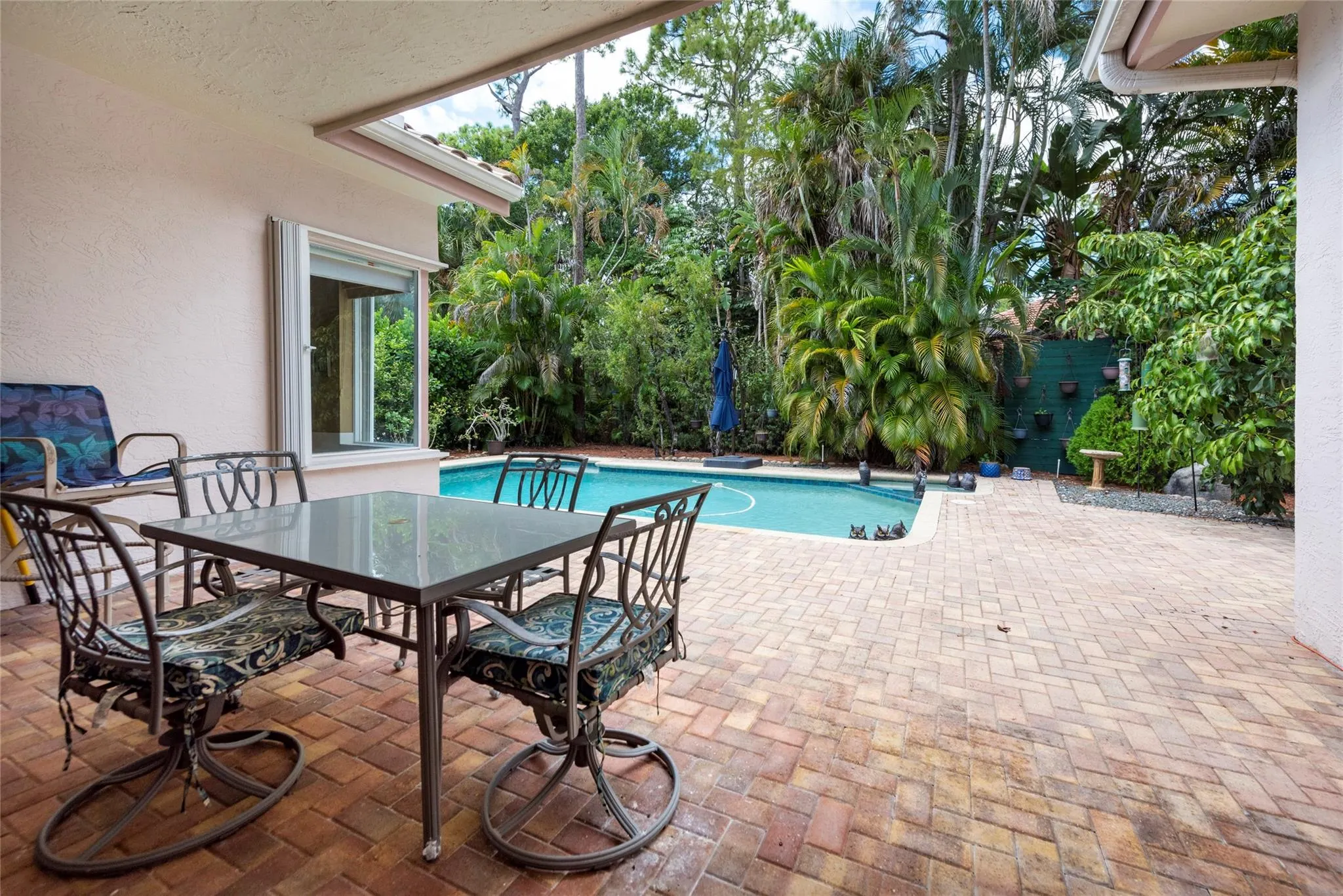 3508 Wildflower Dr