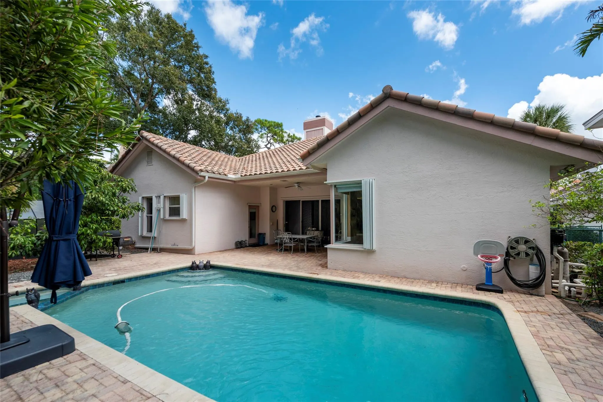 3508 Wildflower Dr
