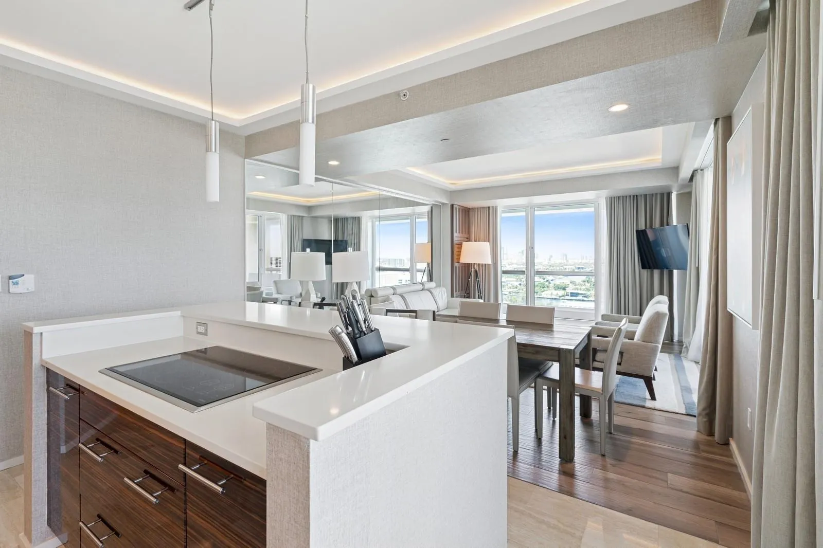 551 N Fort Lauderdale Beach Blvd, #R1902