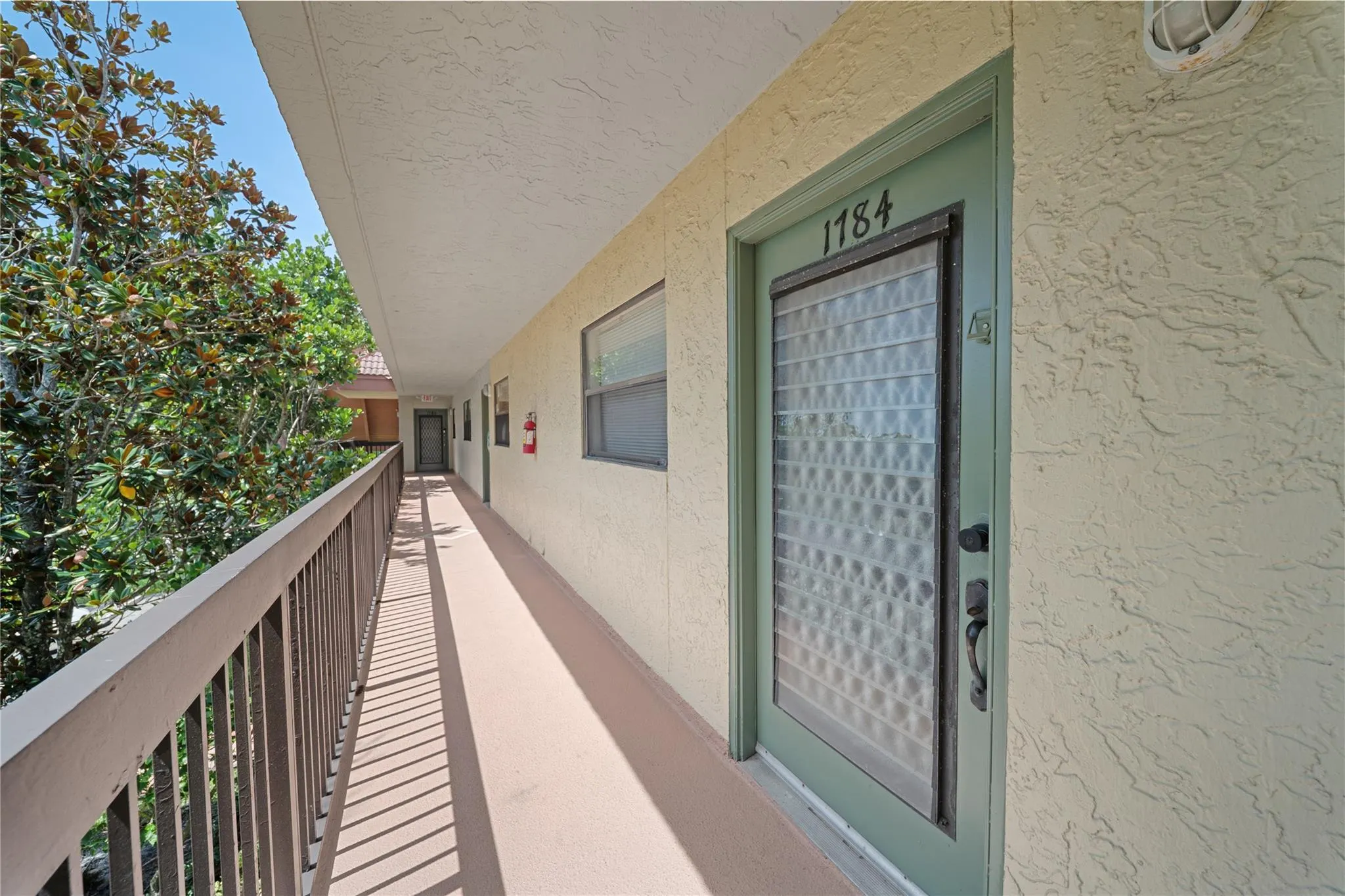 1784 Hammock Blvd