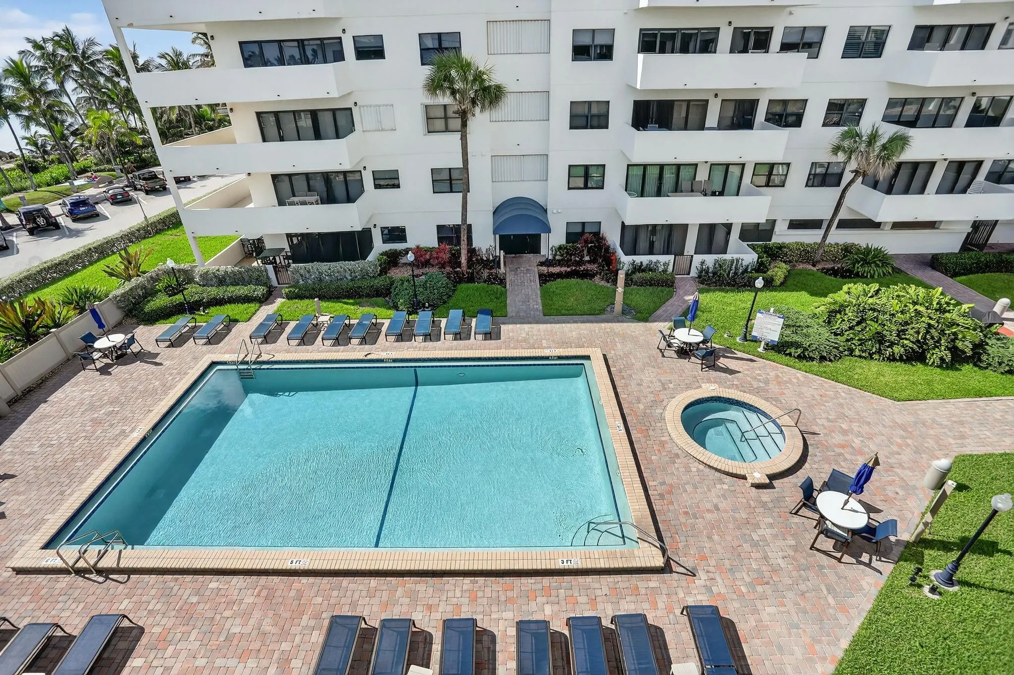 330 SE 20 Ave, #421