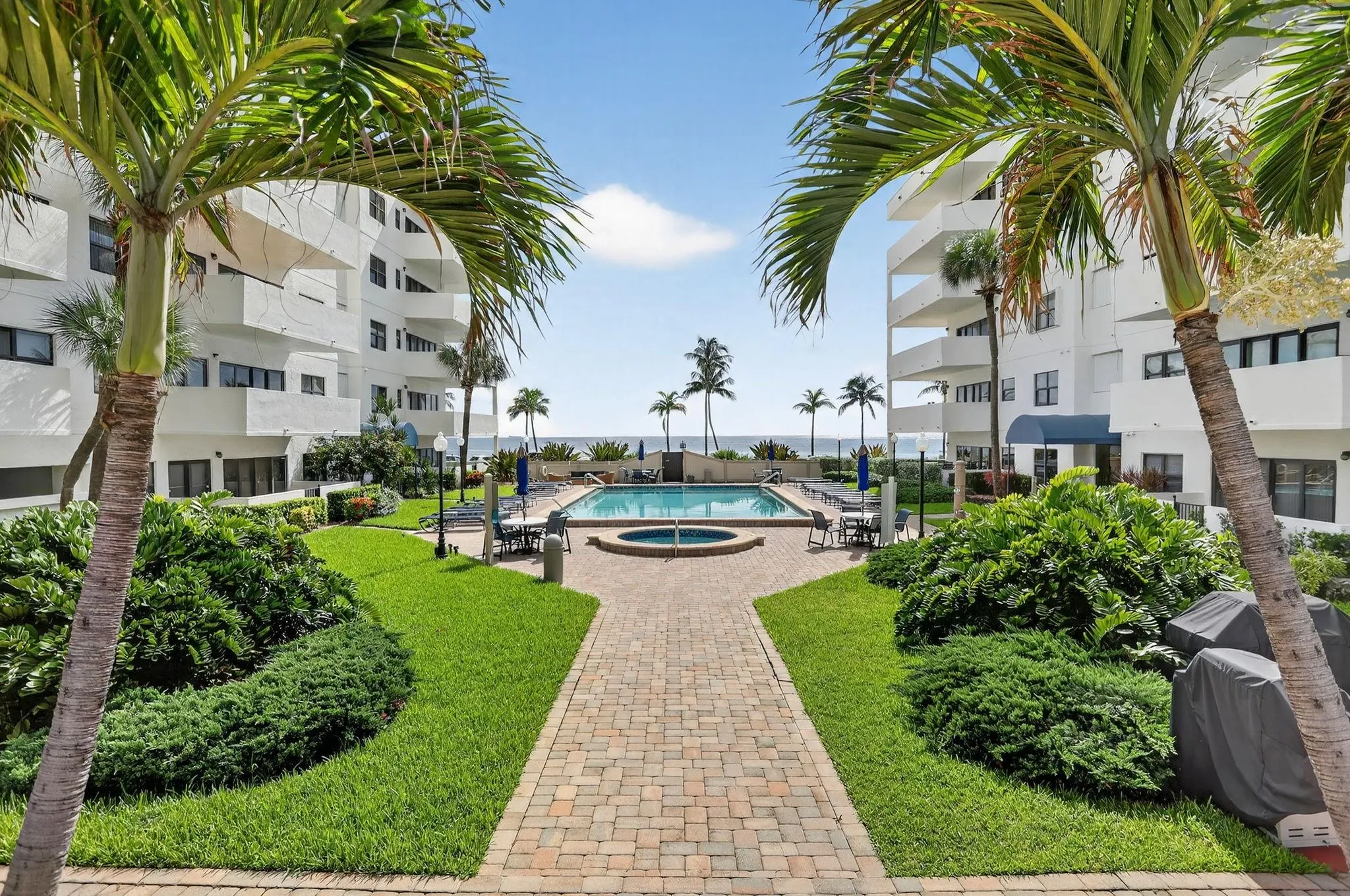 330 SE 20 Ave, #421