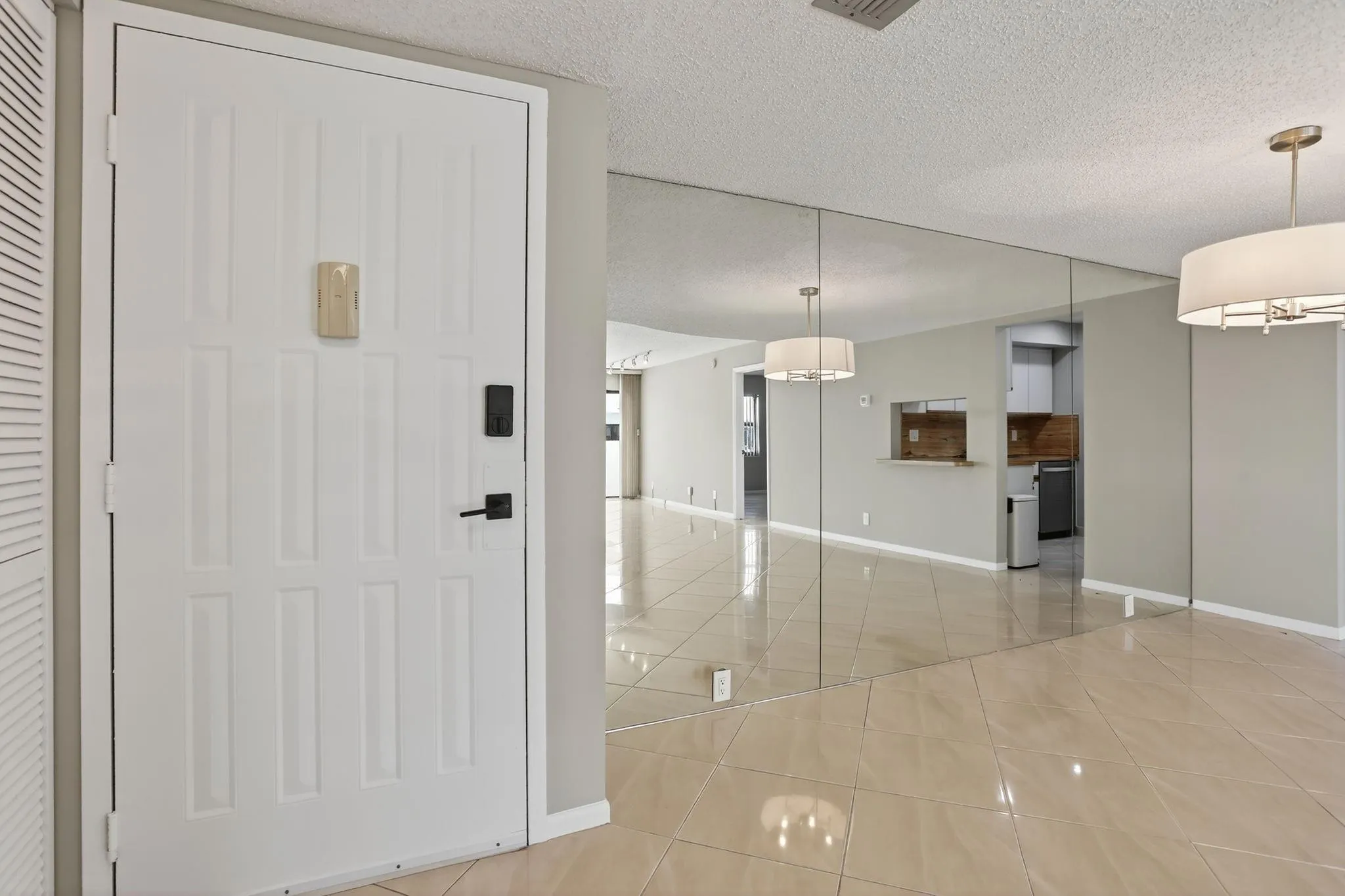 330 SE 20 Ave, #421