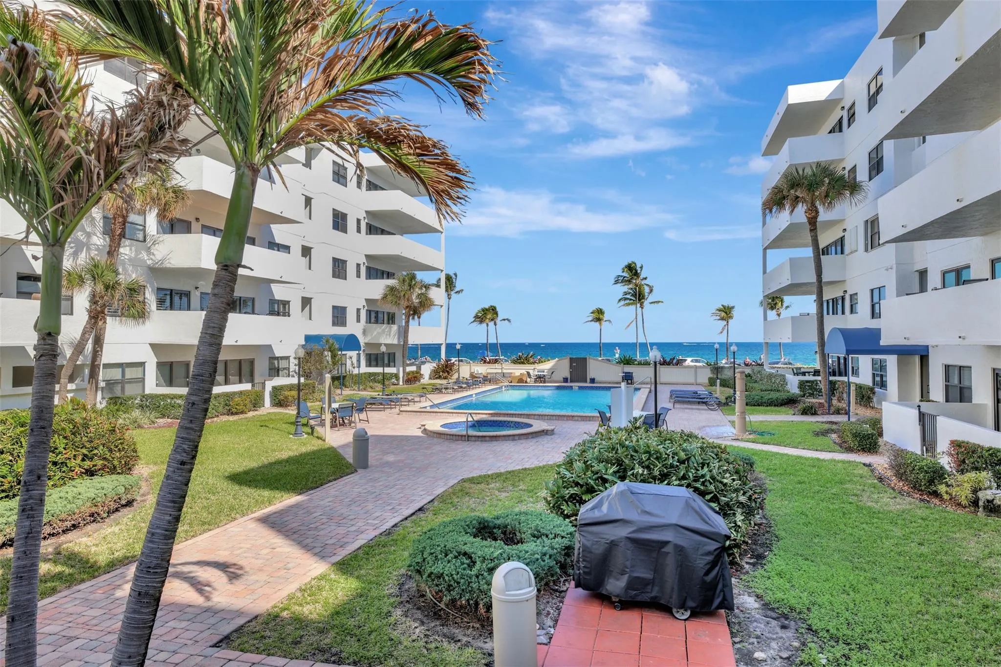 330 SE 20 Ave, #421