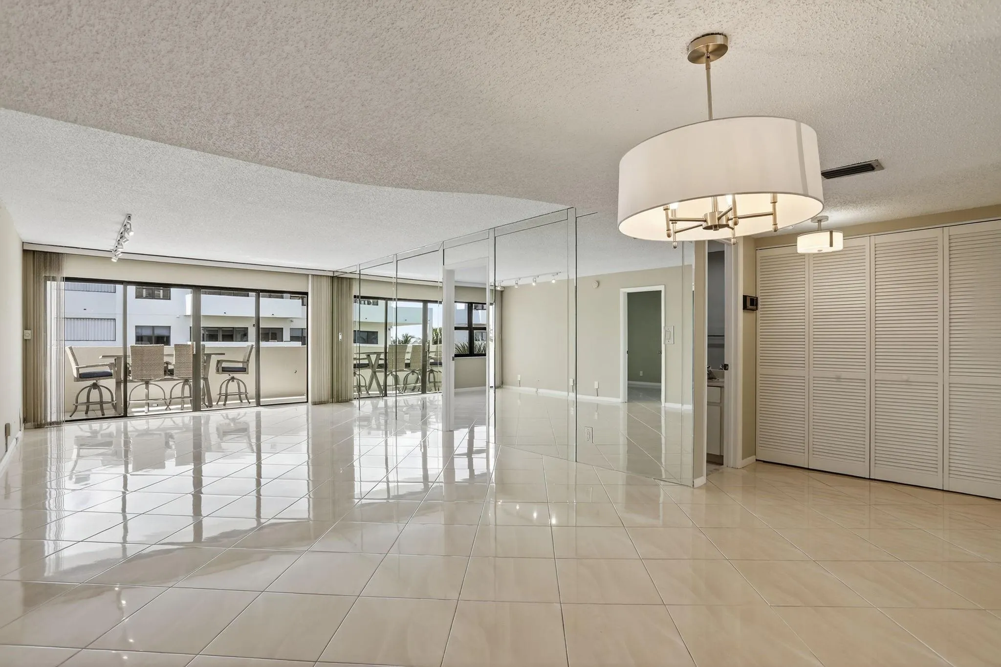 330 SE 20 Ave, #421