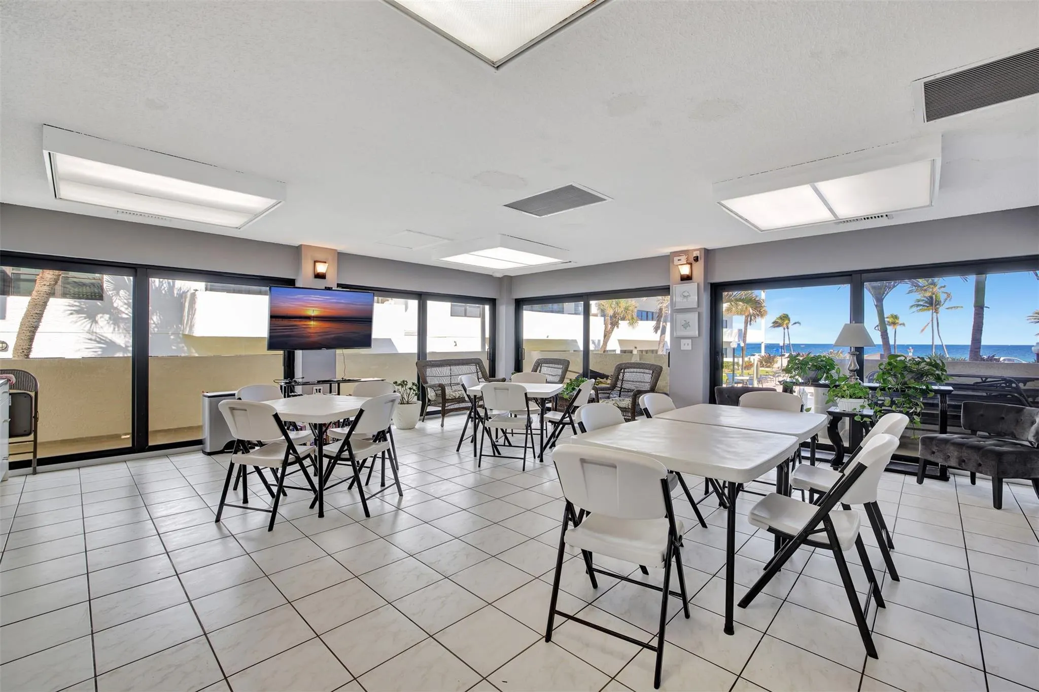 330 SE 20 Ave, #421