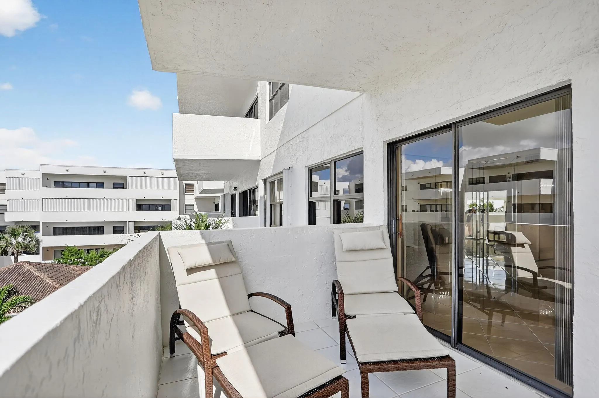 330 SE 20 Ave, #421