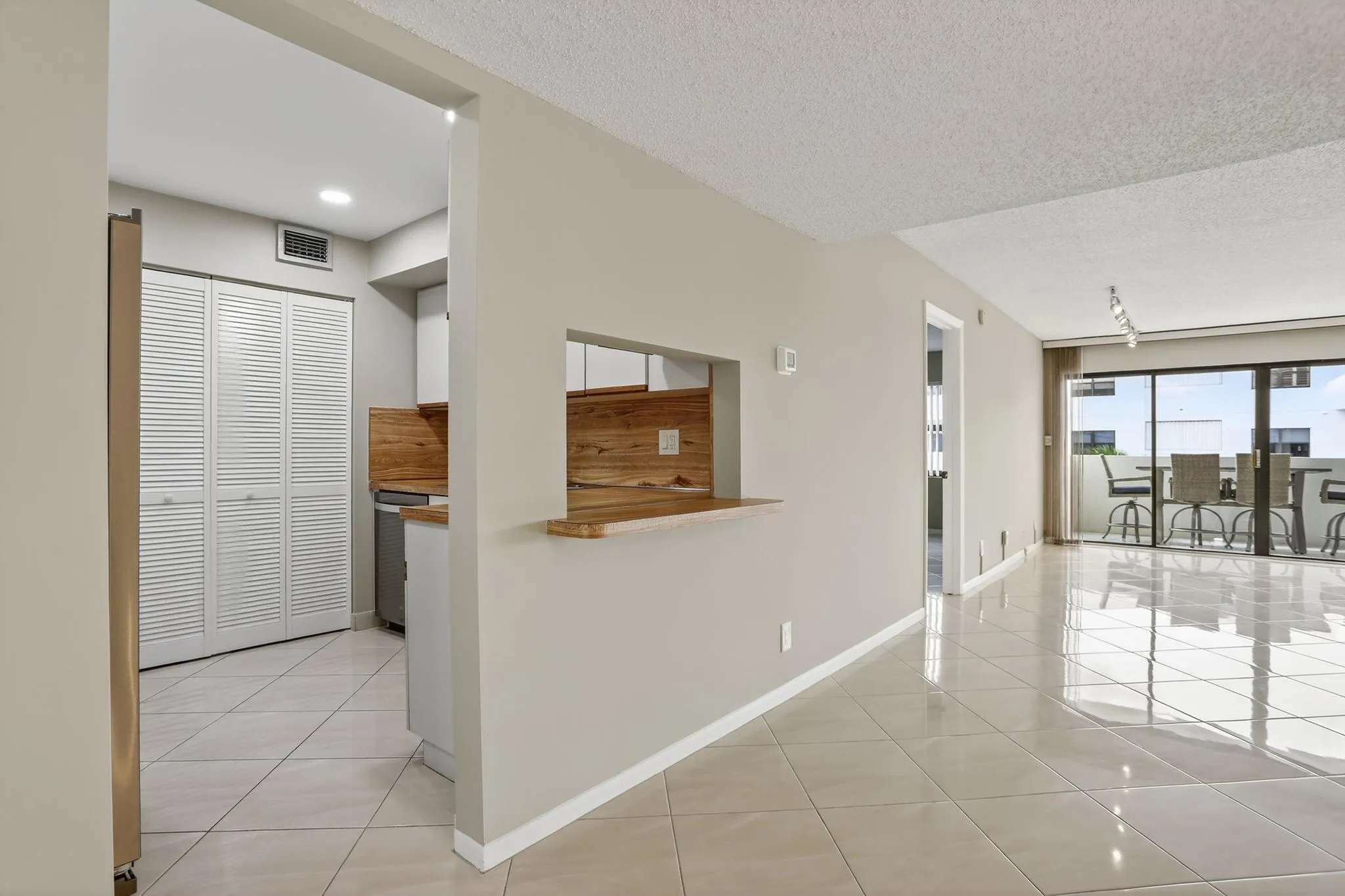 330 SE 20 Ave, #421