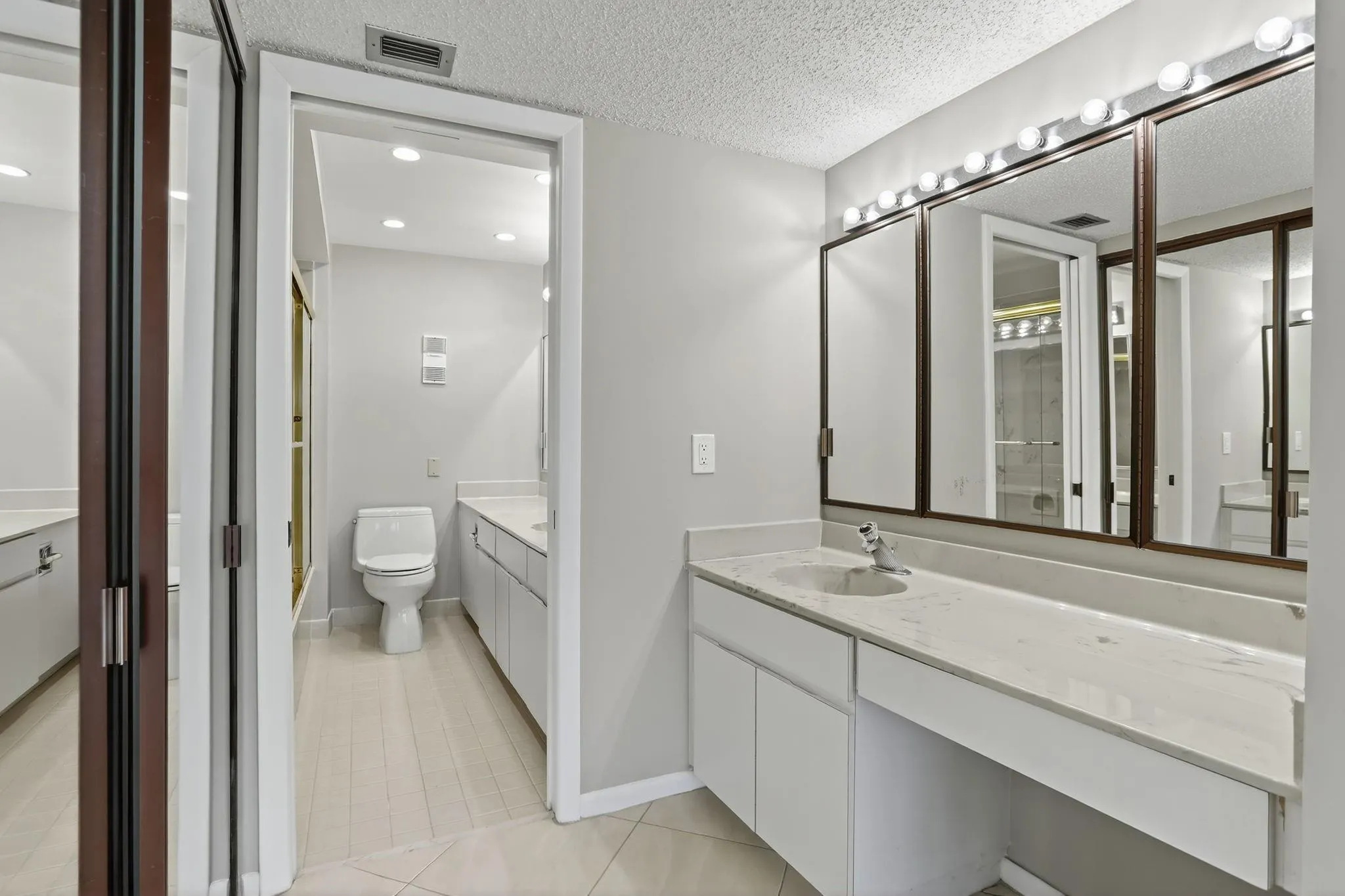 330 SE 20 Ave, #421