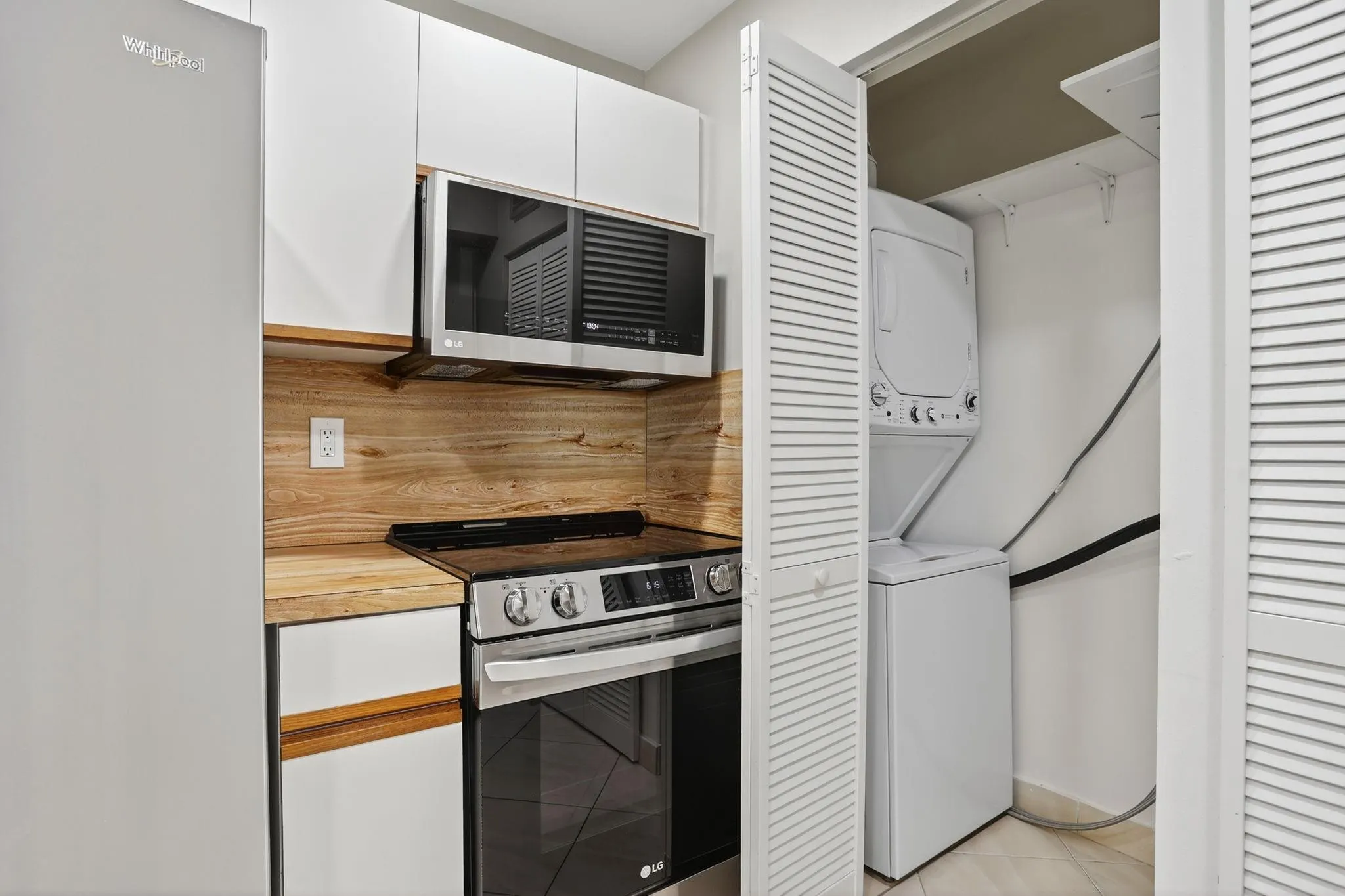 330 SE 20 Ave, #421
