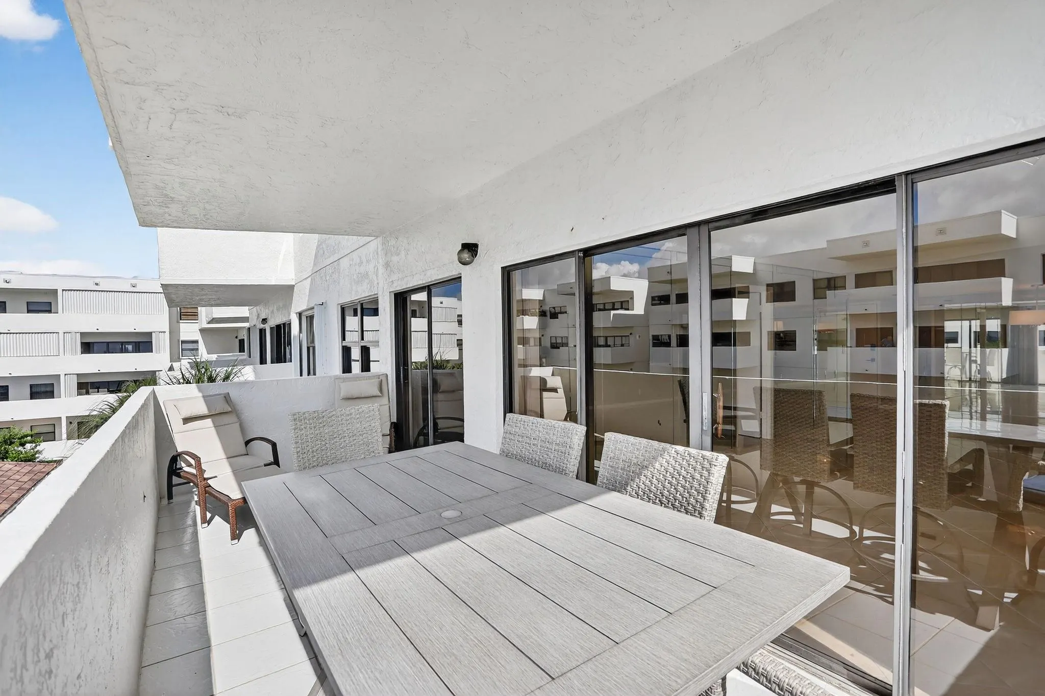 330 SE 20 Ave, #421