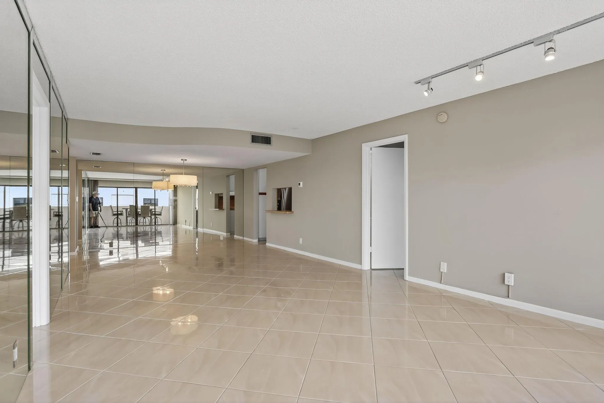 330 SE 20 Ave, #421