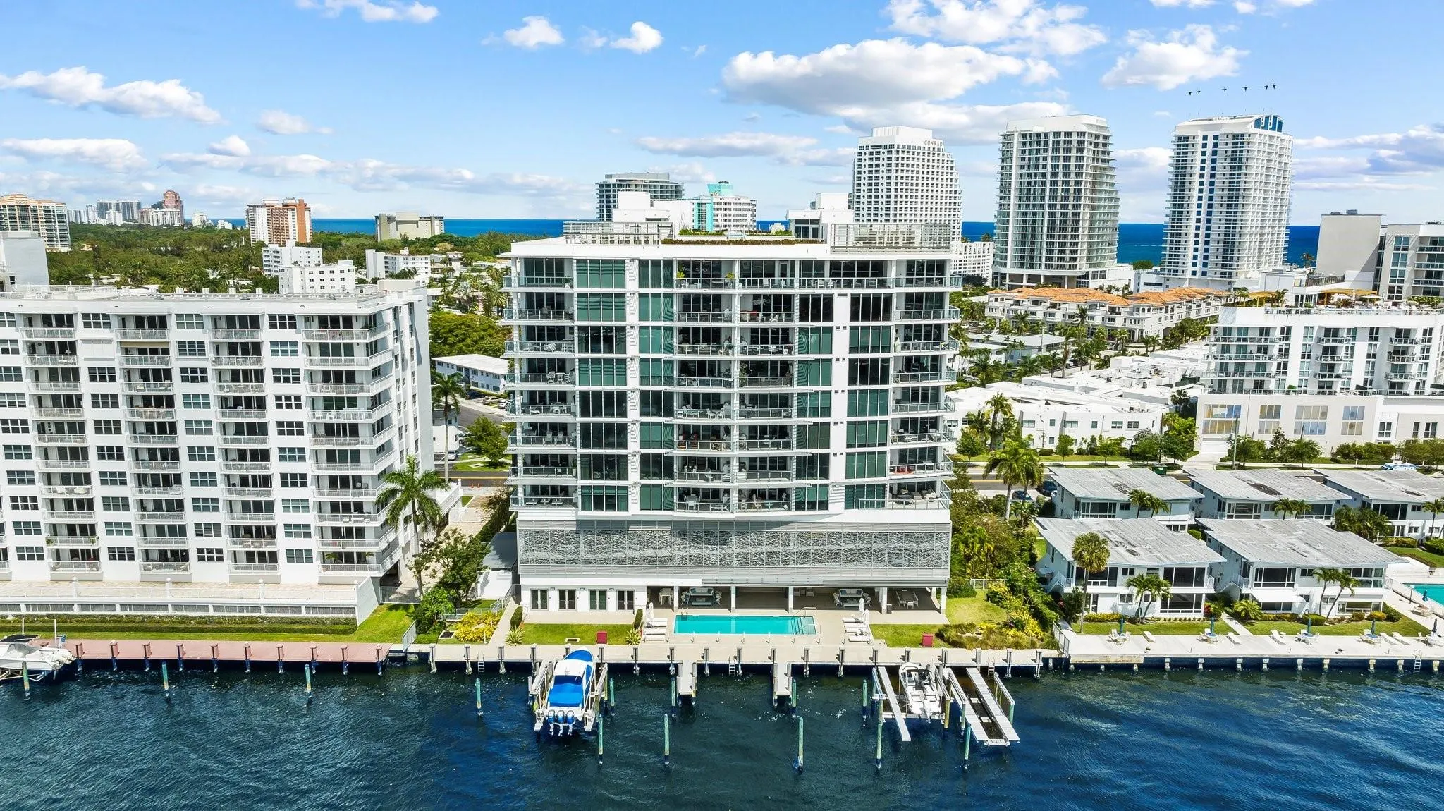 435 Bayshore Dr, #PH3