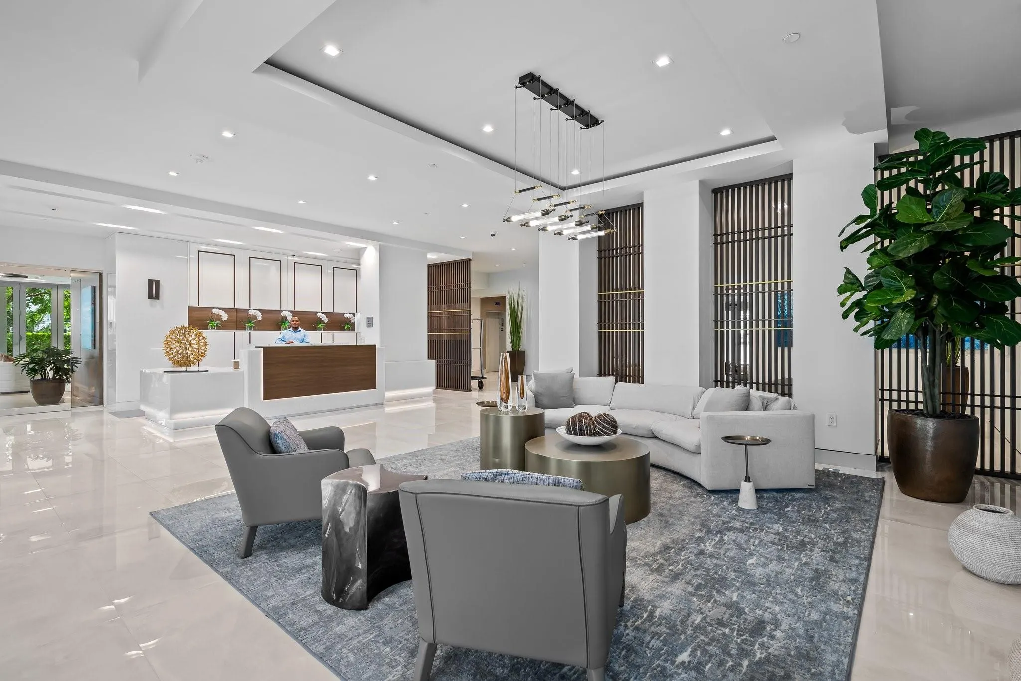435 Bayshore Dr, #PH3