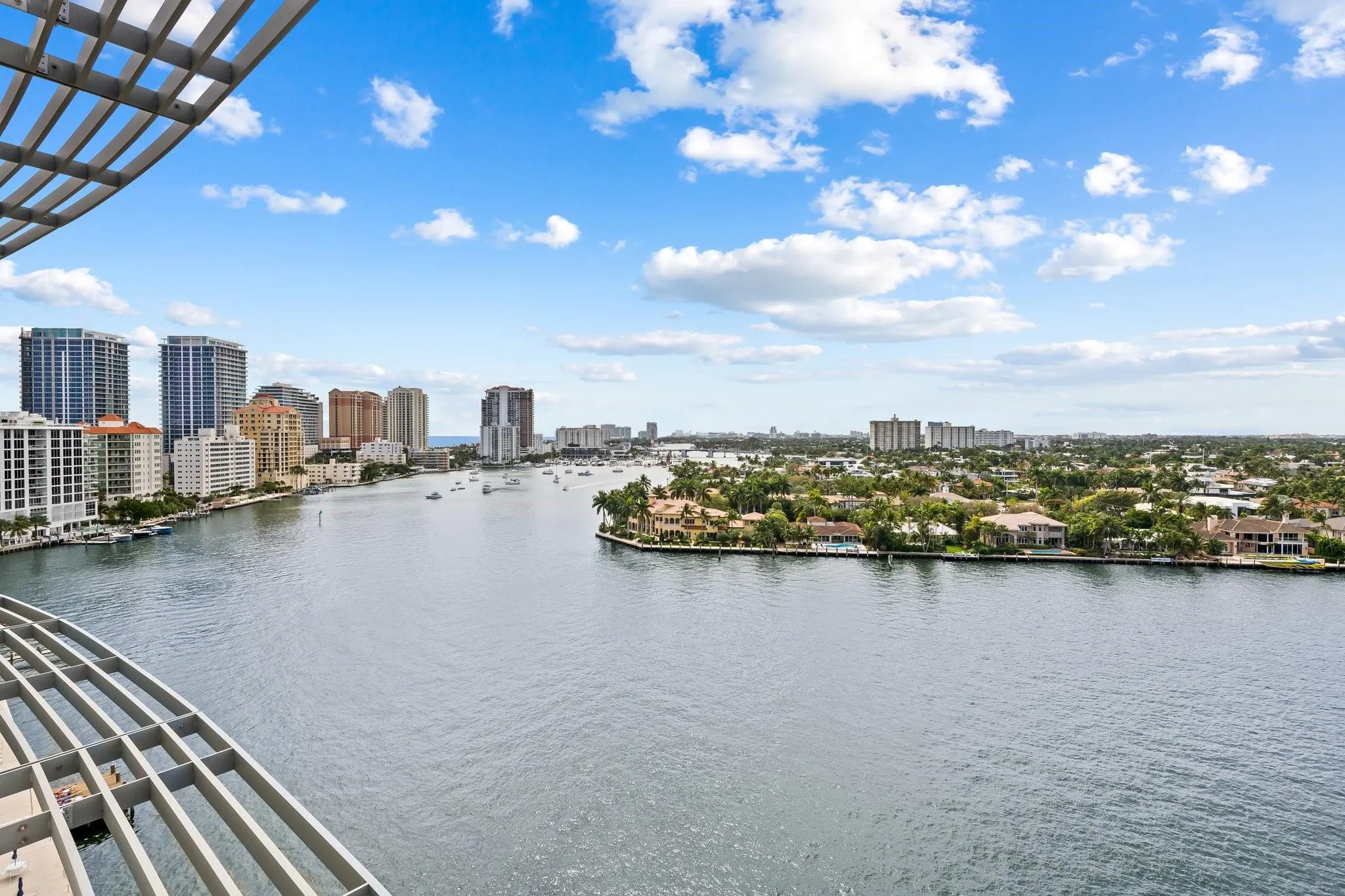 435 Bayshore Dr, #PH3