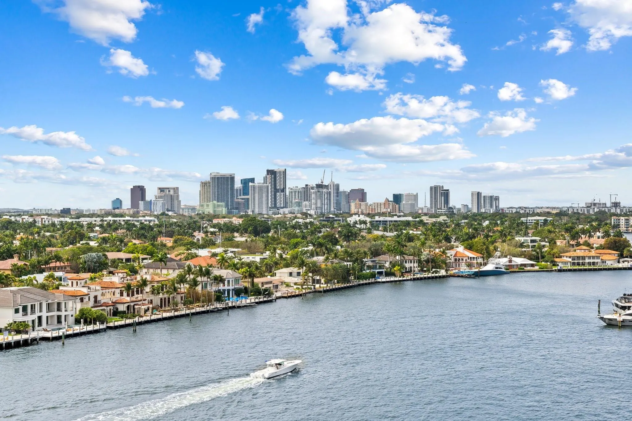 435 Bayshore Dr, #PH3