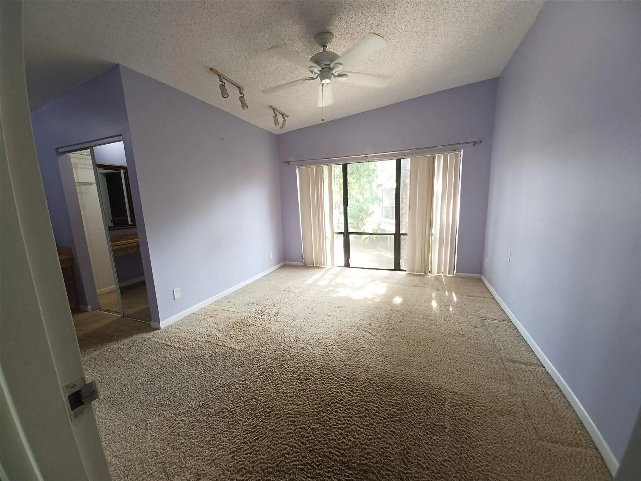 301 N Pine Island Rd, #216