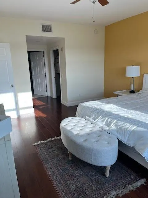 14951 Royal Oaks Ln, #808