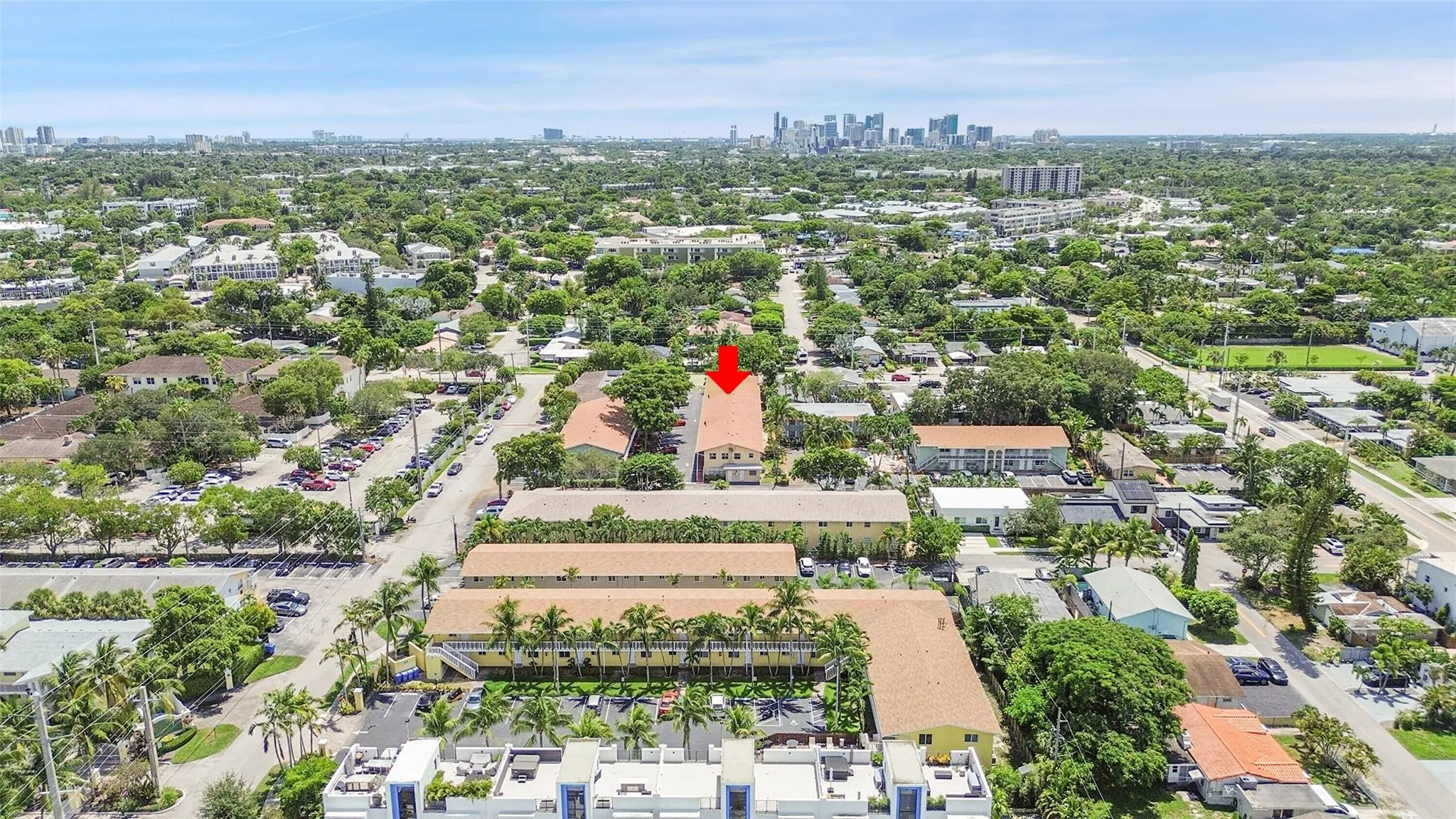 2607 NE 8th Ave, #28