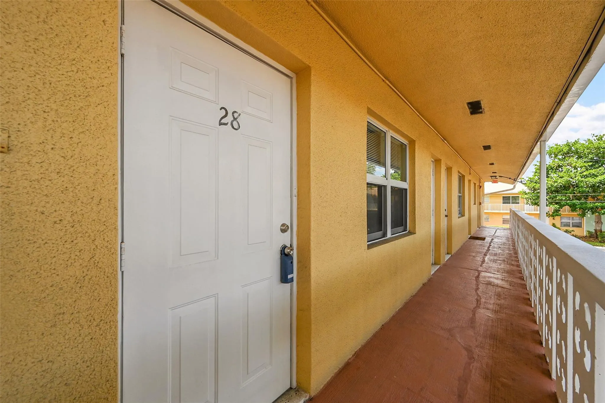 2607 NE 8th Ave, #28