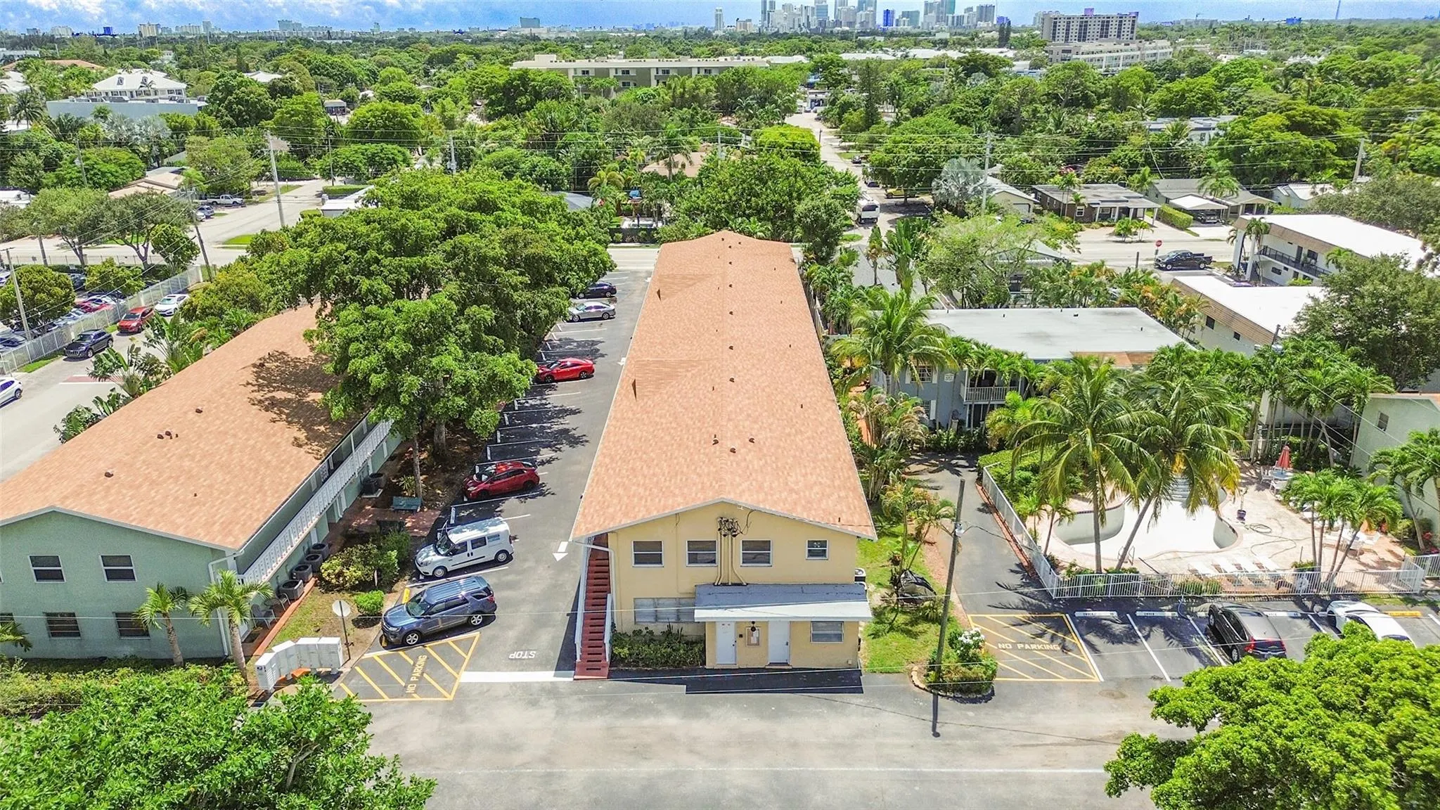 2607 NE 8th Ave, #28