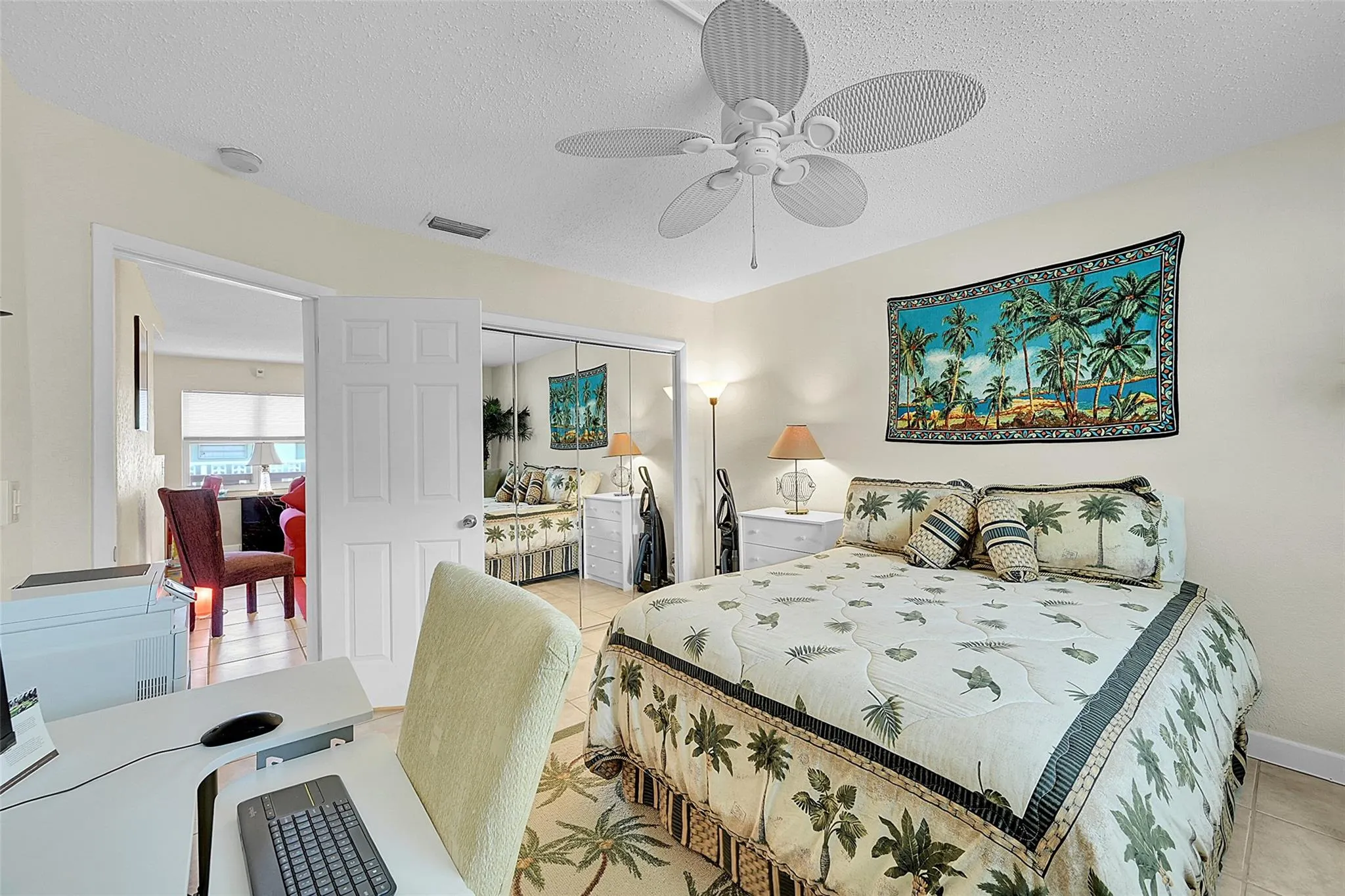 2607 NE 8th Ave, #28