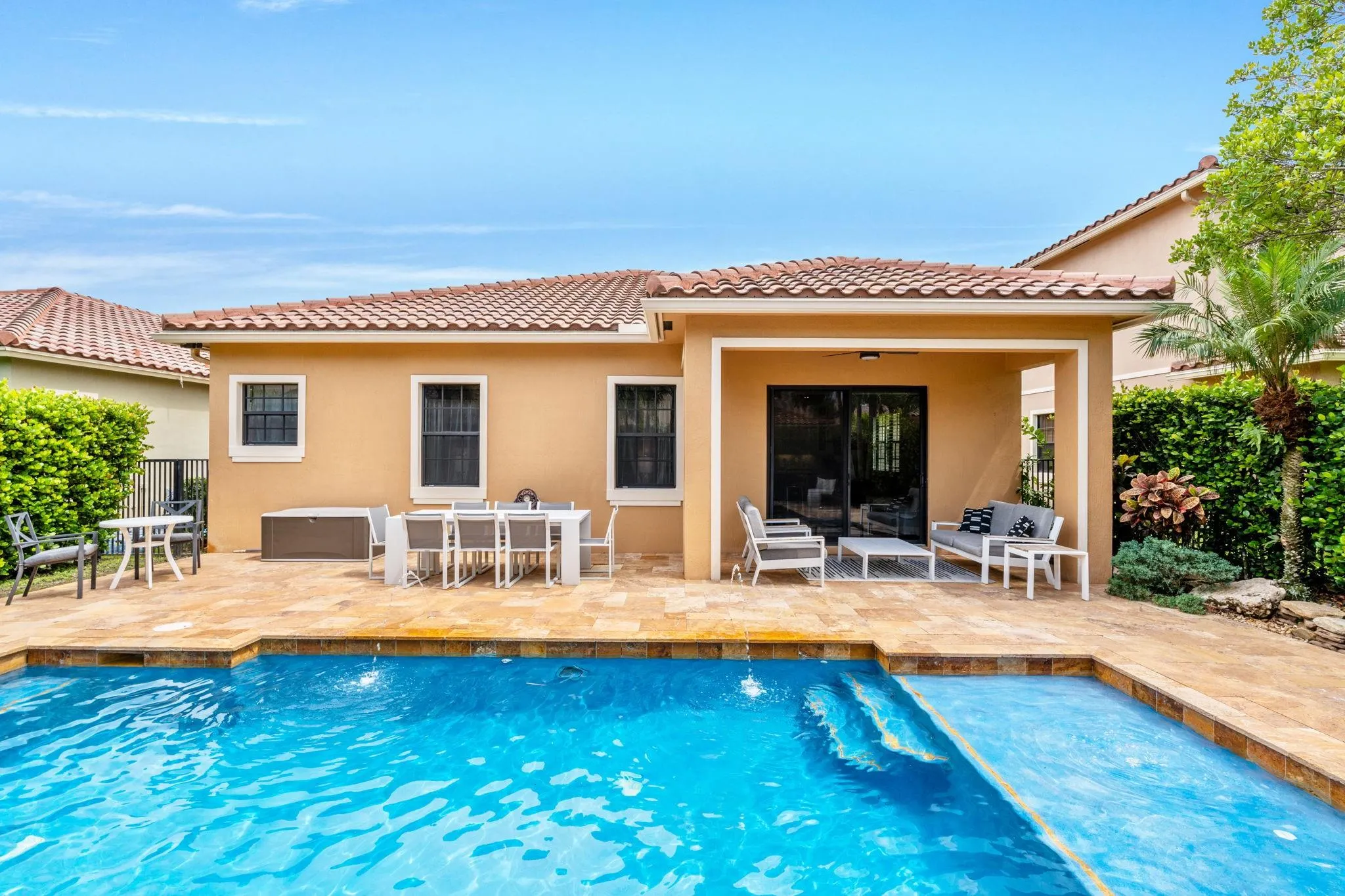 7501 NW 112th Ter