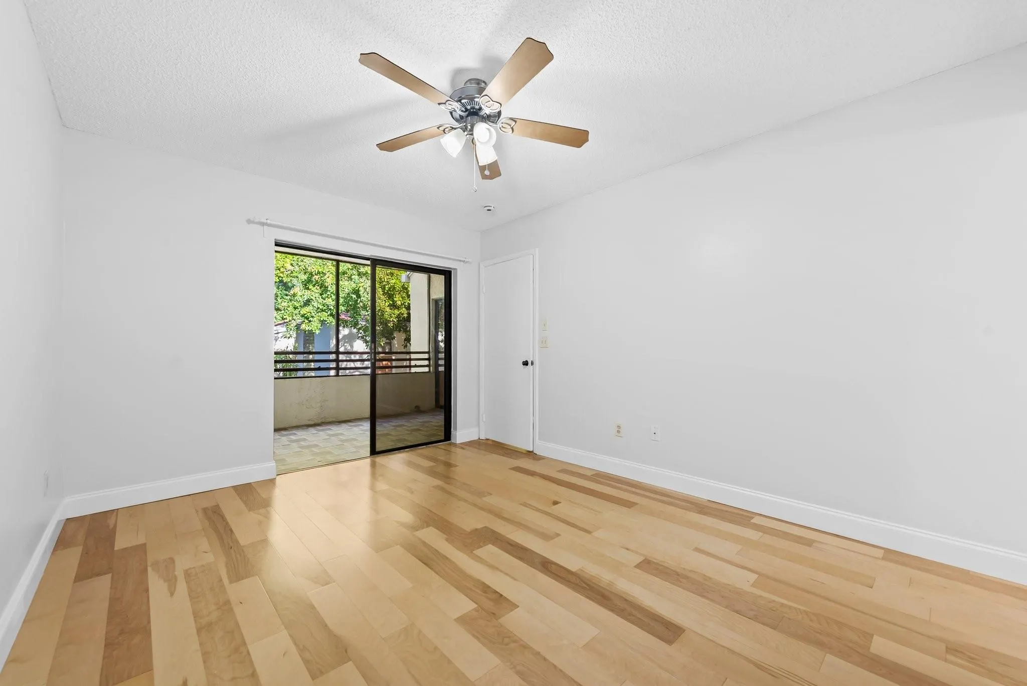 9821 NW 3rd St, #9821