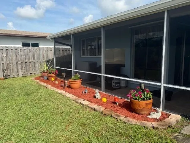 9260 NW 21st Mnr