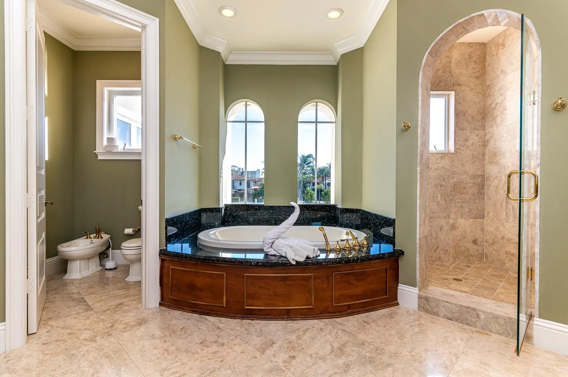 580 Admirals Way