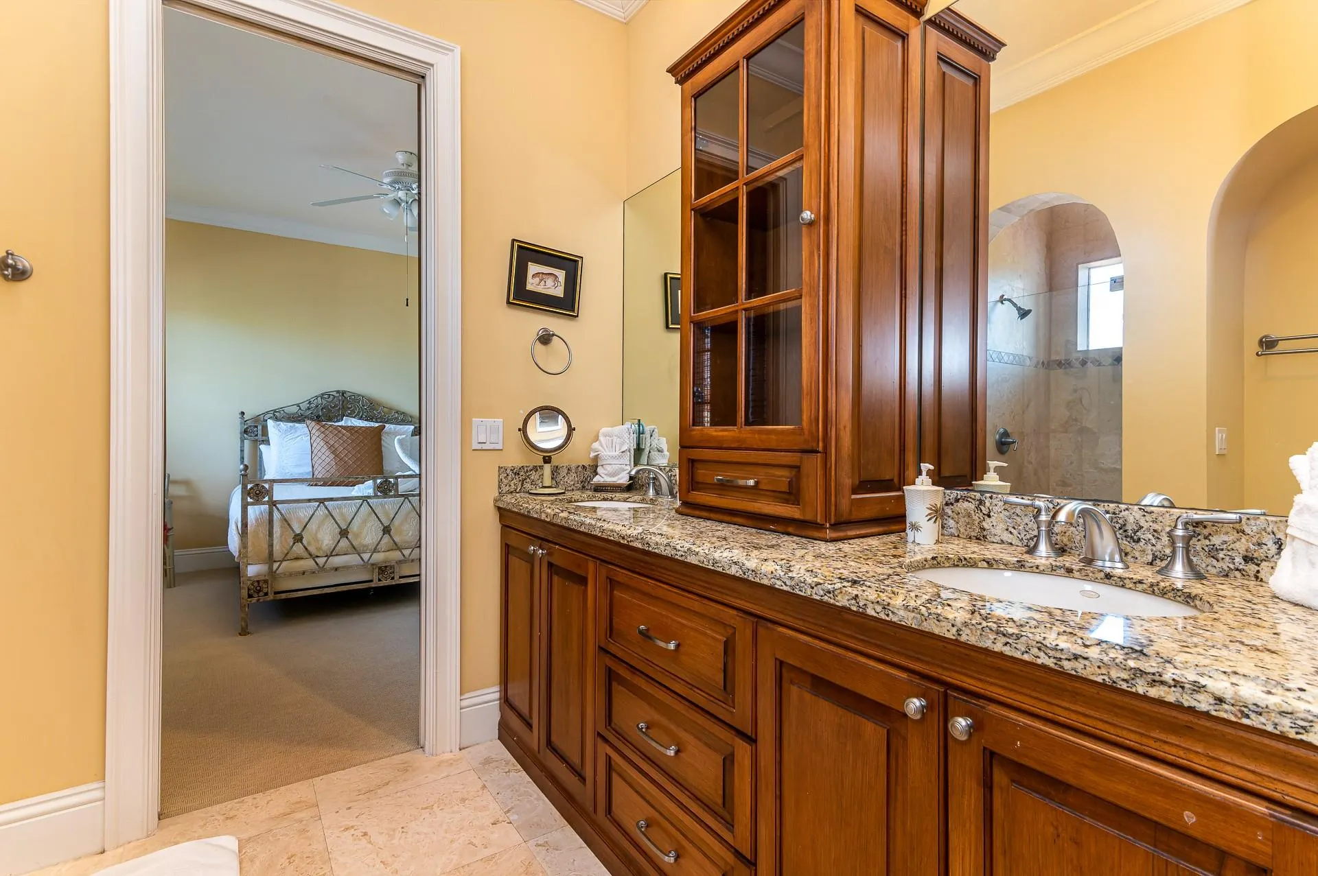 580 Admirals Way
