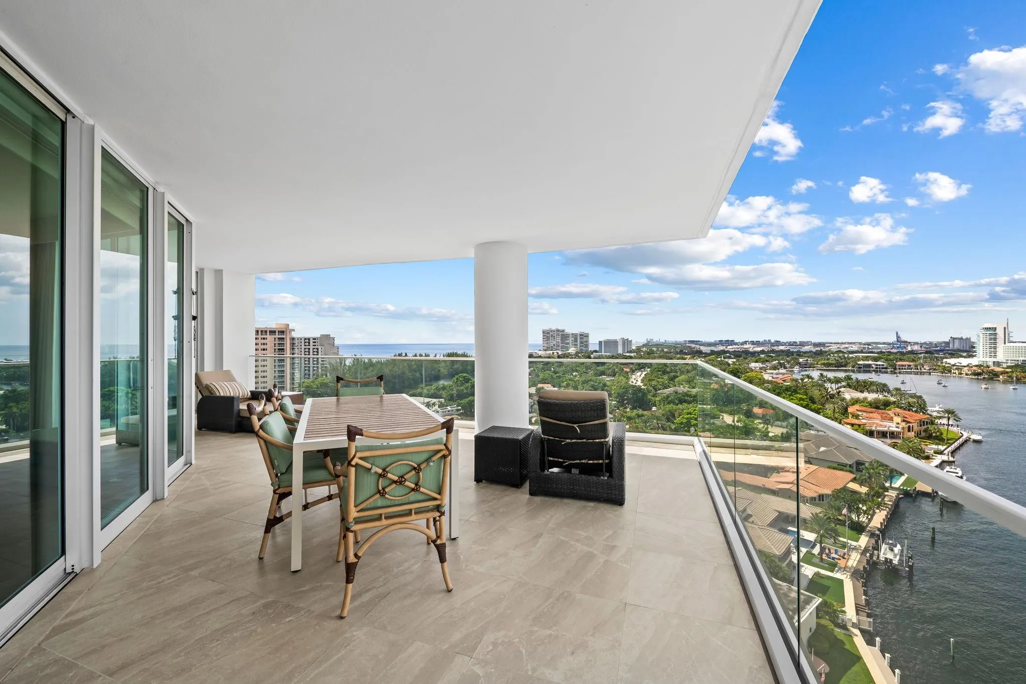 3055 Harbor Dr, #1603
