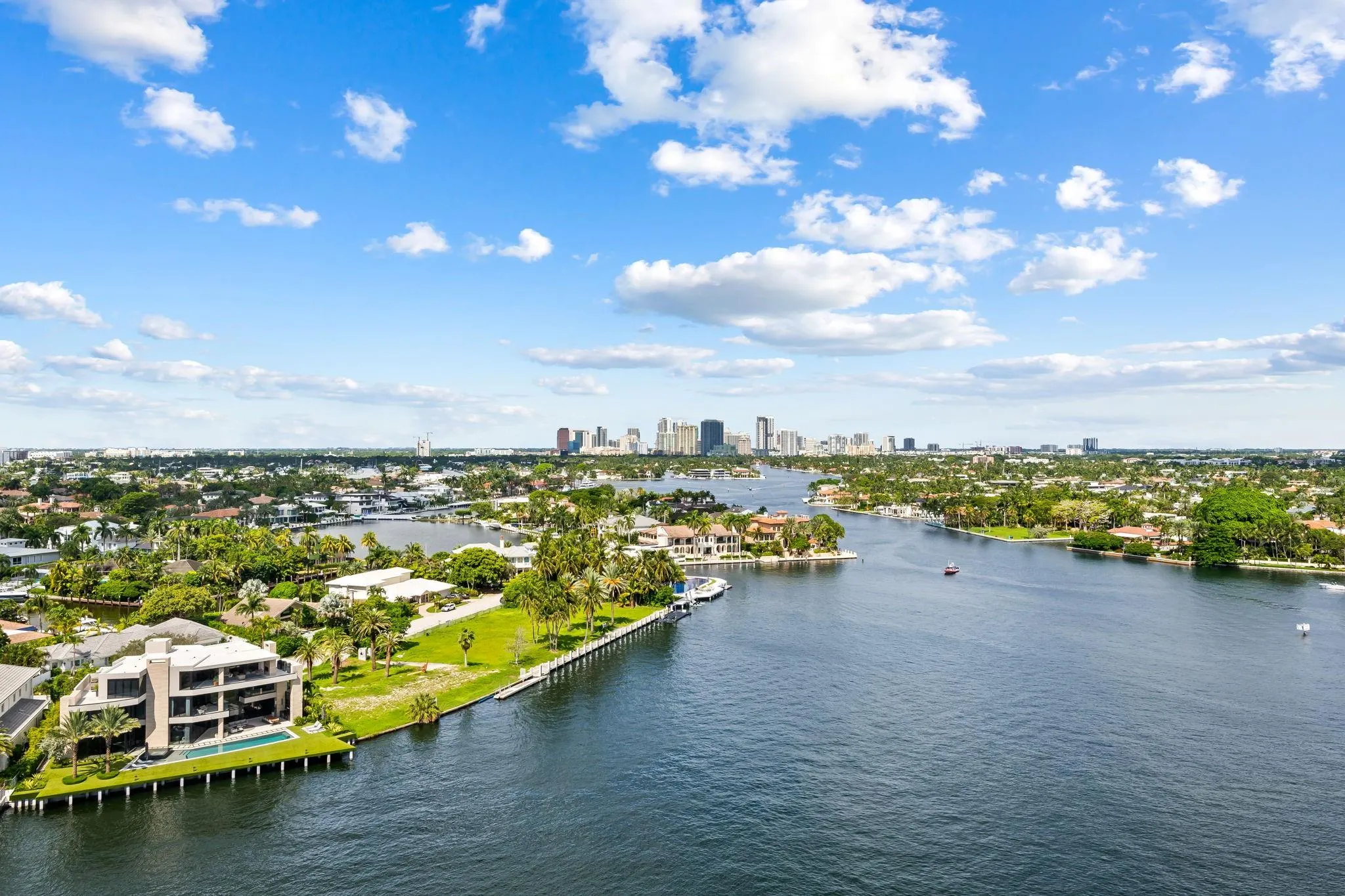 3055 Harbor Dr, #1603