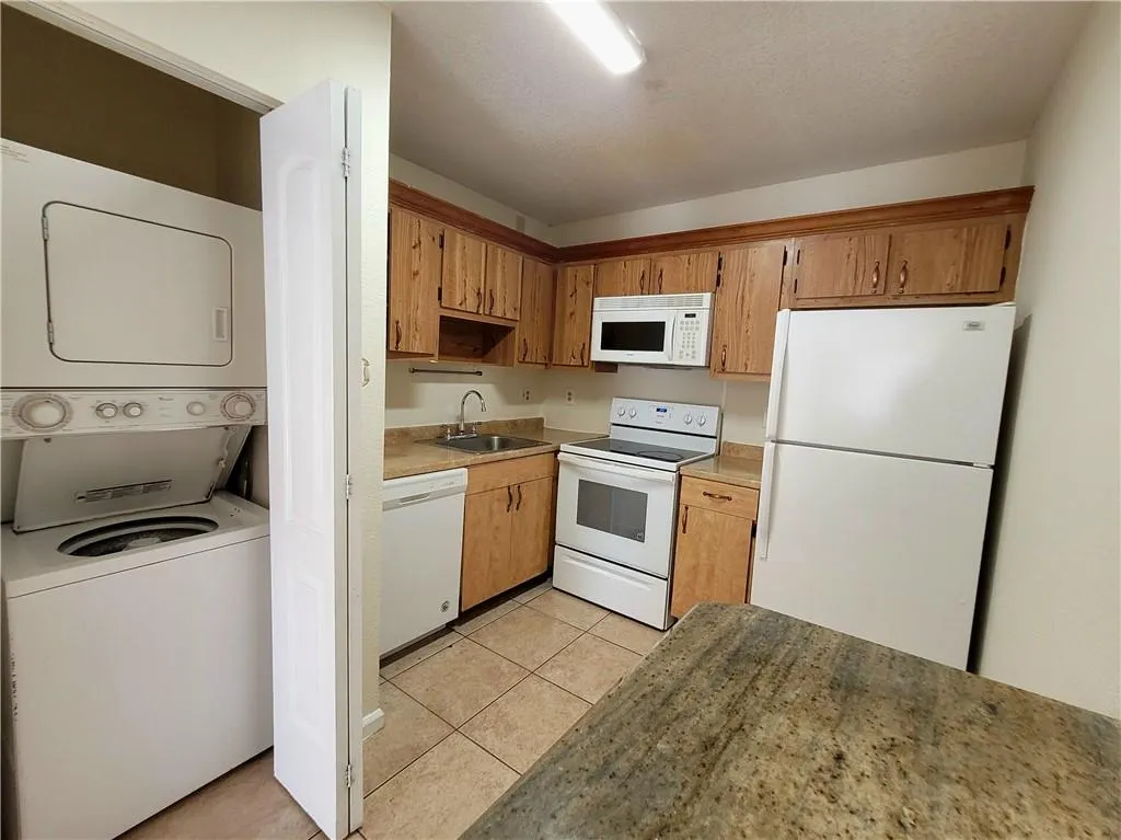 11096 Royal Palm Blvd, #11096