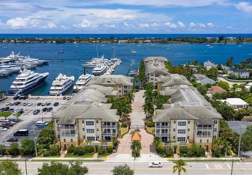 3960 N Flagler Drive, #306